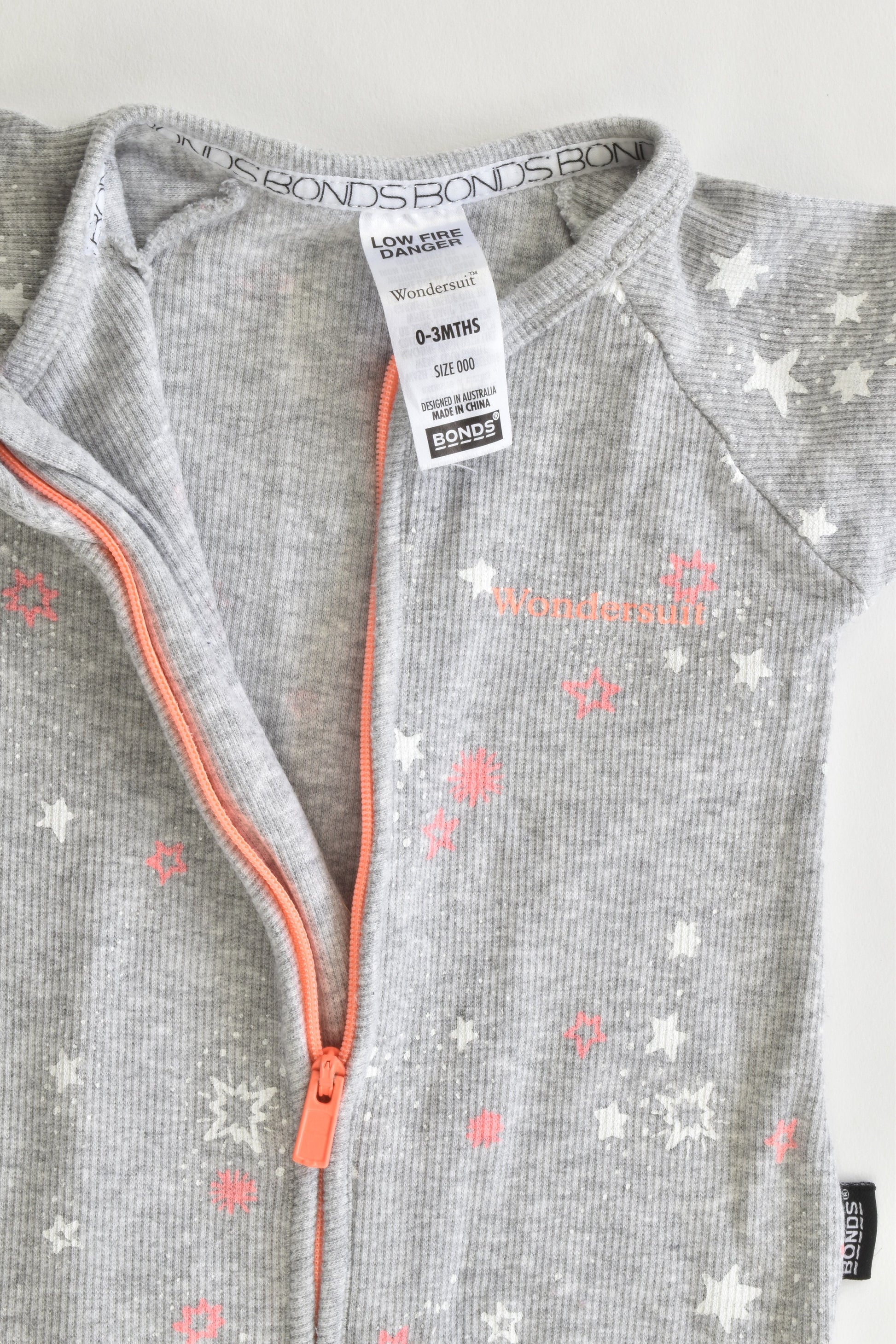 Bonds Size 0-3 months (000) Ribbed Stars Wondersuit