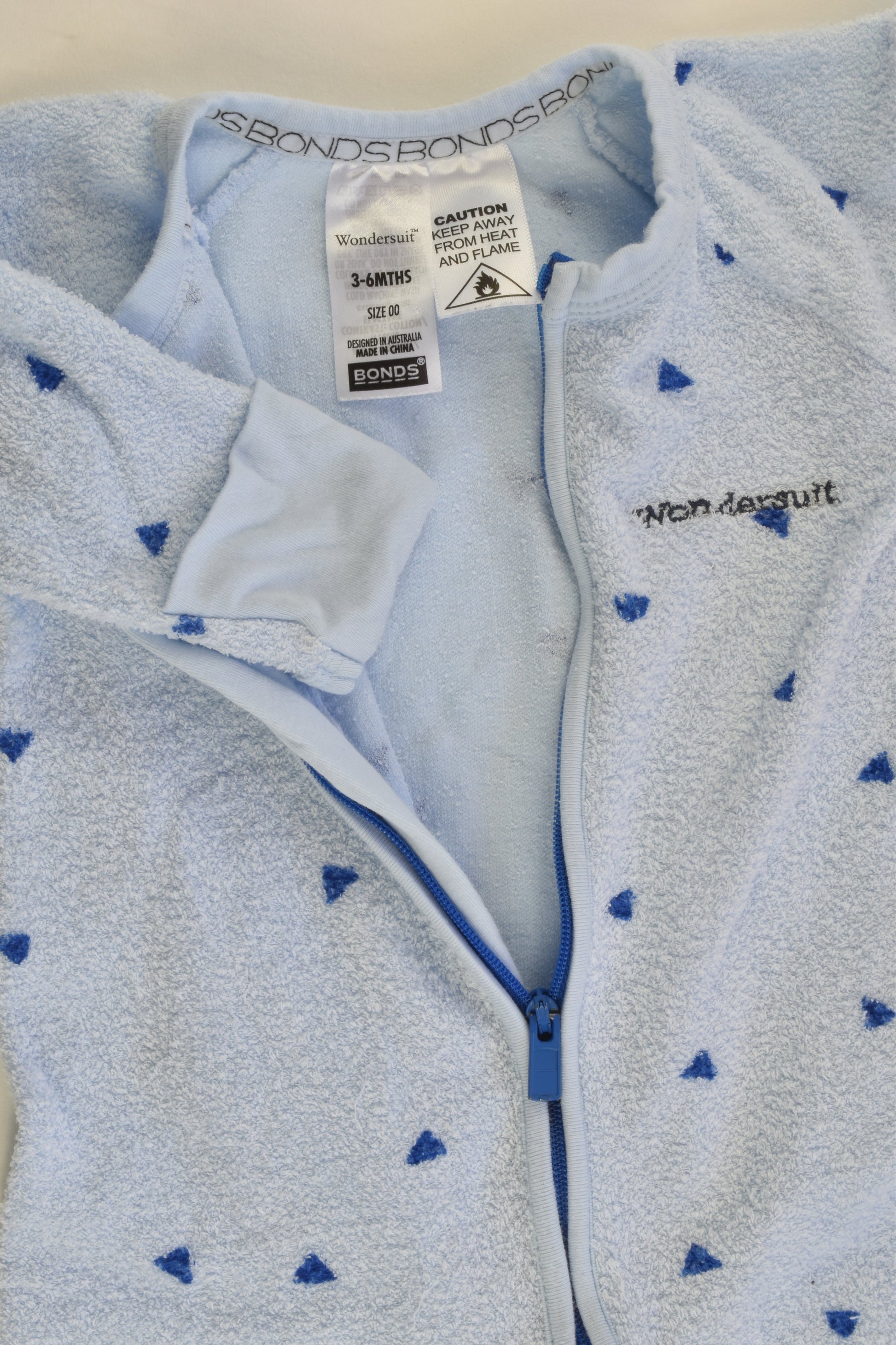 Bonds Size 00 (3-6 months) Triangles Terry Wondersuit