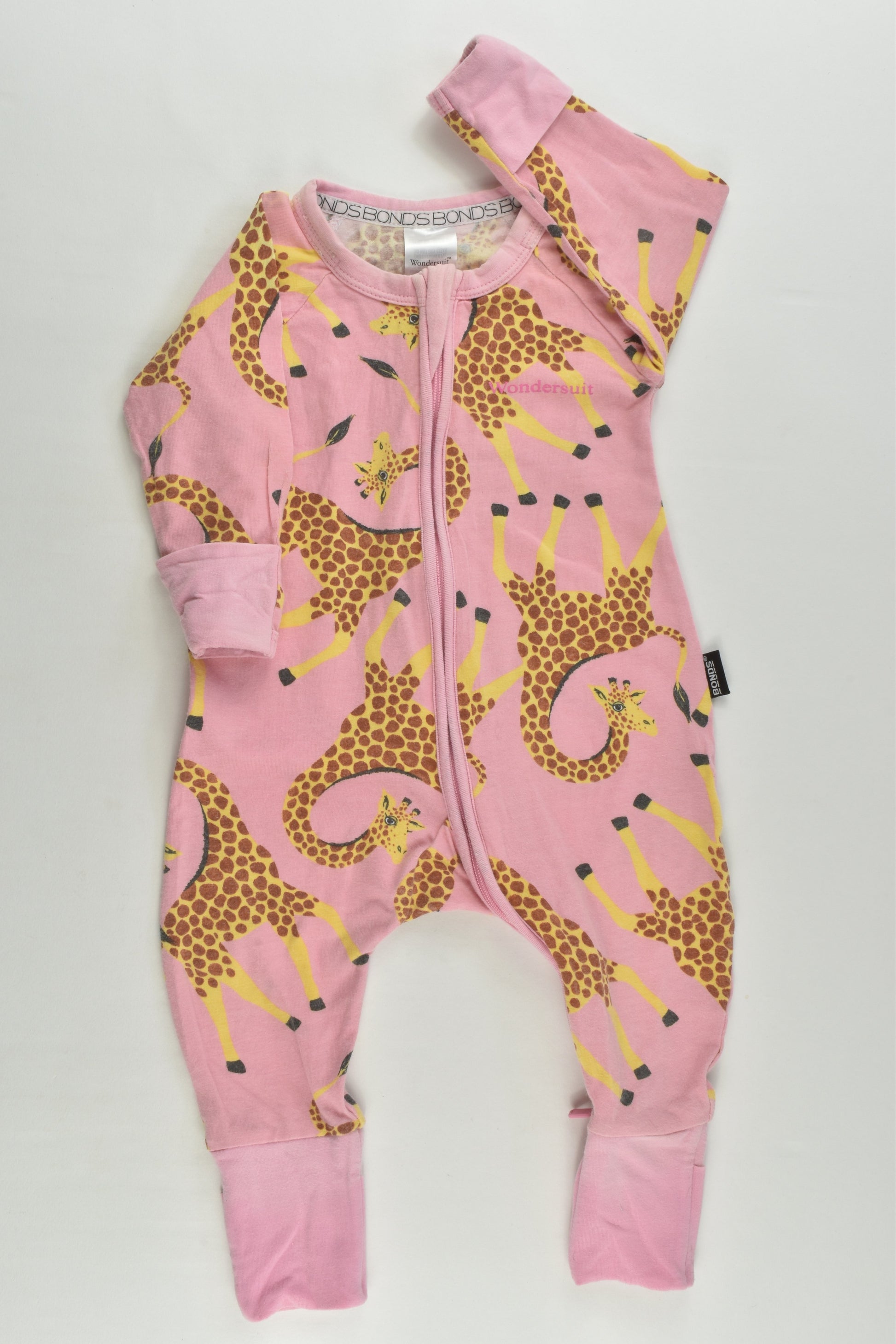 Bonds Size 000 (0-3 months) Giraffes Wondersuit