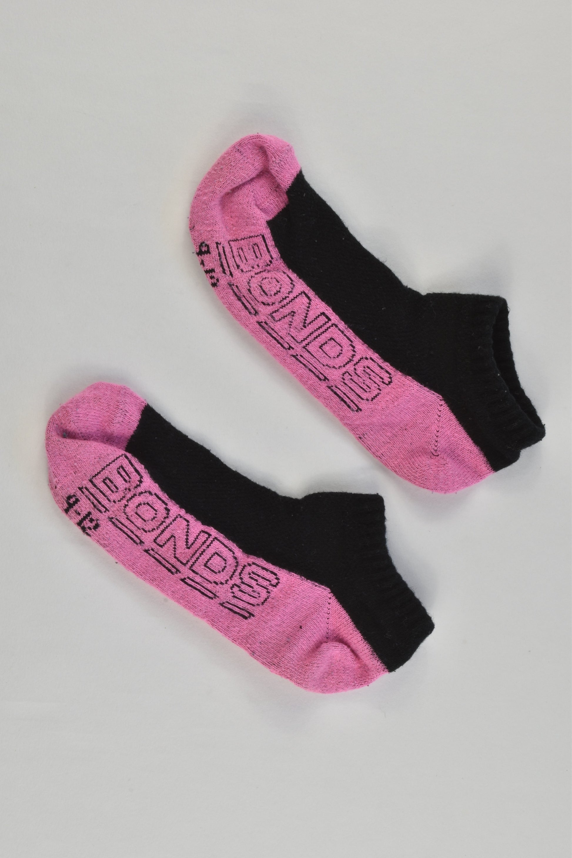 Bonds Size 9-12 (5-7 years) Socks