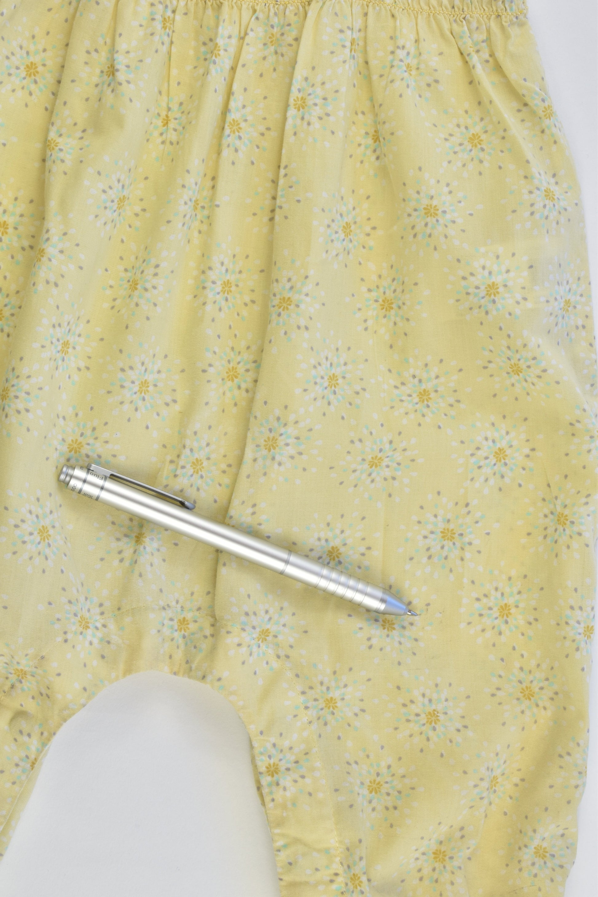 Bout'Chou (France) Size 00 (6 months, 67 cm) Flowers Playsuit