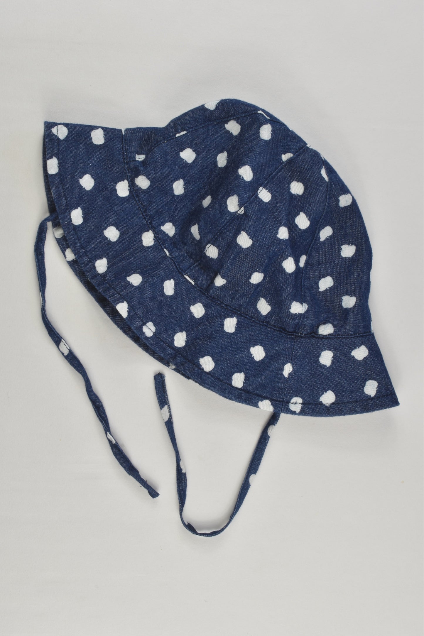Brand Unknown (Australia) Size approx 2-4 Sun Hat