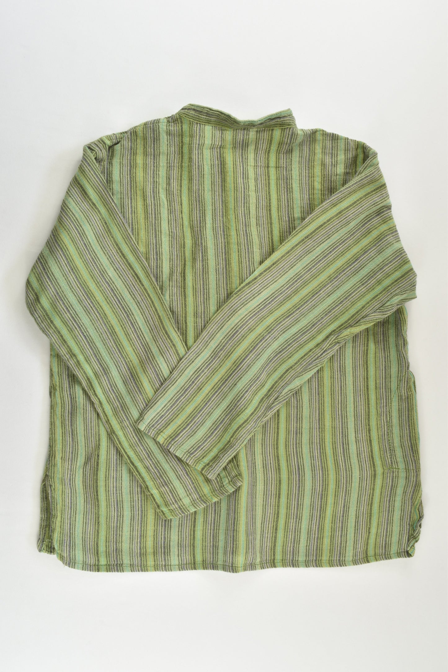 Brand Unknown (Nepal) Size approx 5-6 Shirt