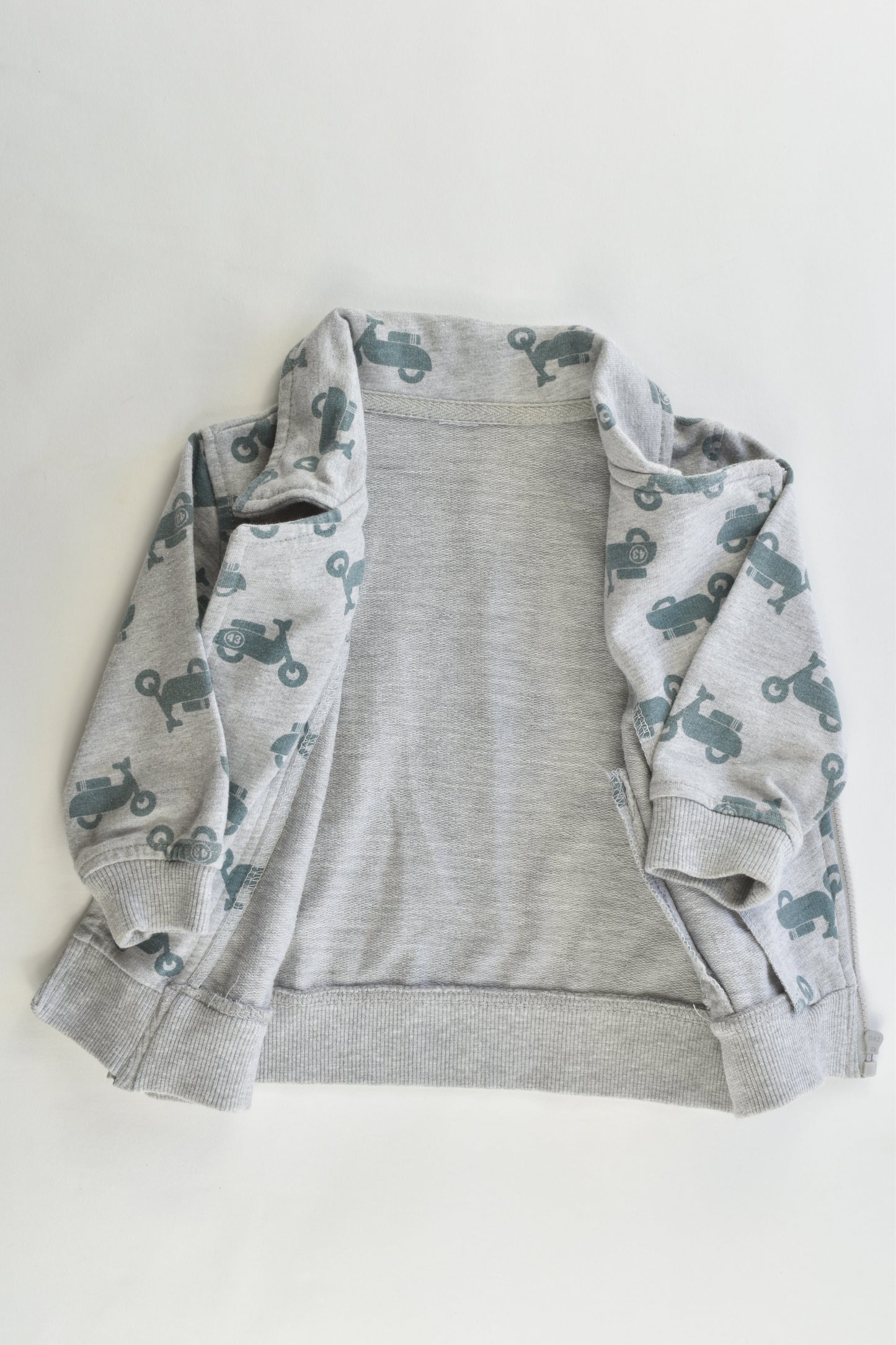 Brand Unknown Size 0 Vespa Zip Sweater