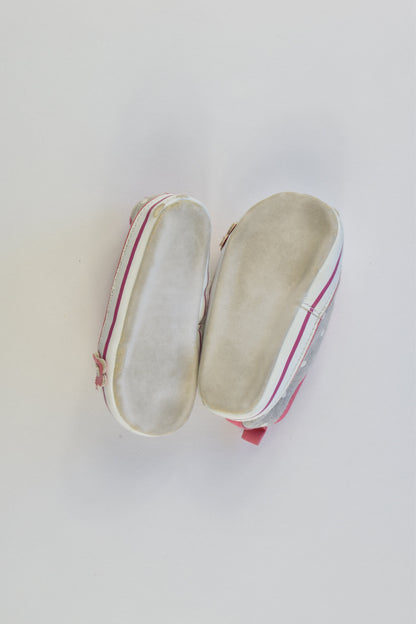 Brand Unknown Size 3-6 months Soft Baby Shoes