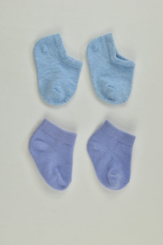 Brand Unknown Size approx 0-3 months Baby Socks