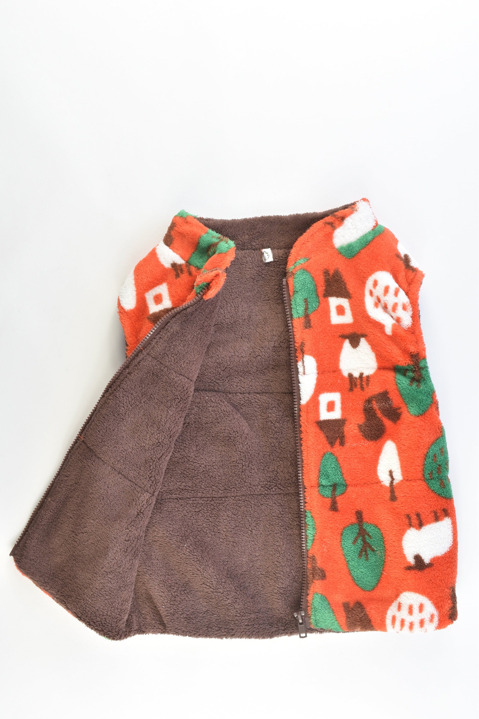 Brand Unknown Size approx 2-3 Vest
