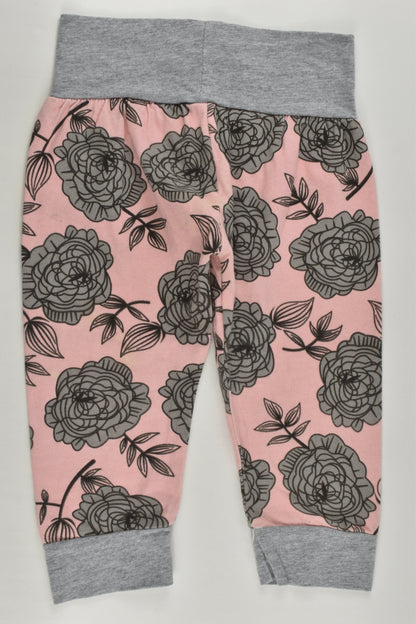 Brand Unknown Size approx 2 Roses Pants