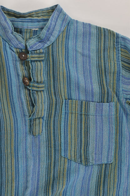 Brand Unknown Size approx 5 Shirt