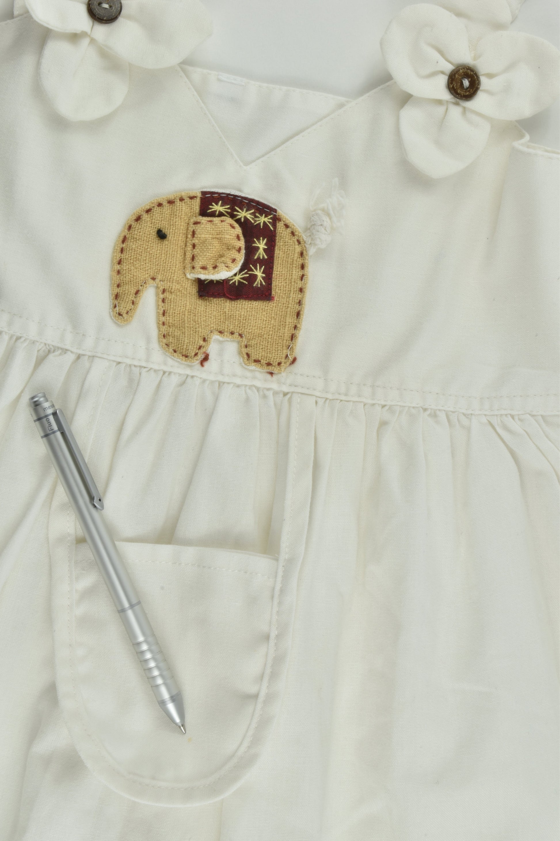 Brand Unknown Size approx 6-8 Elephant Dress