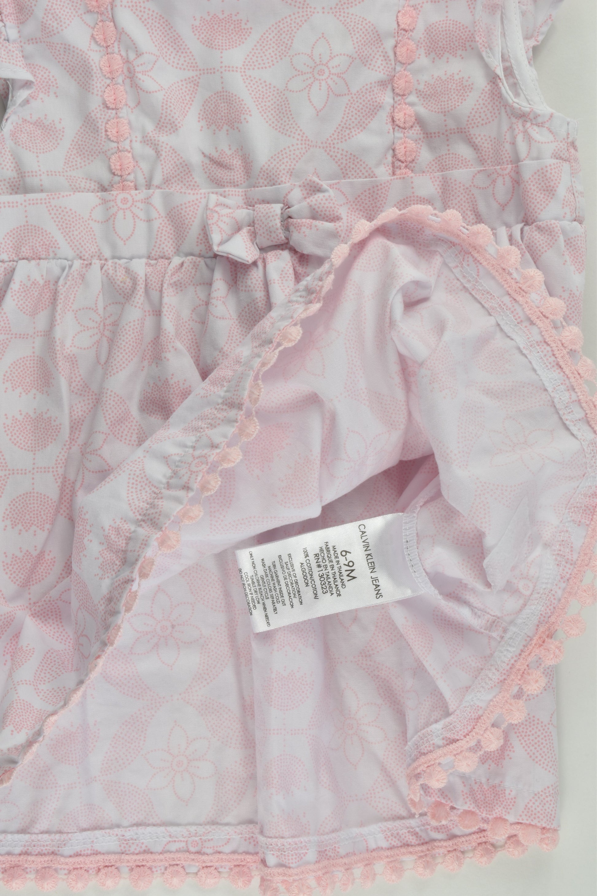 Calvin Klein Jeans Size 0 (6/9 months) Dress