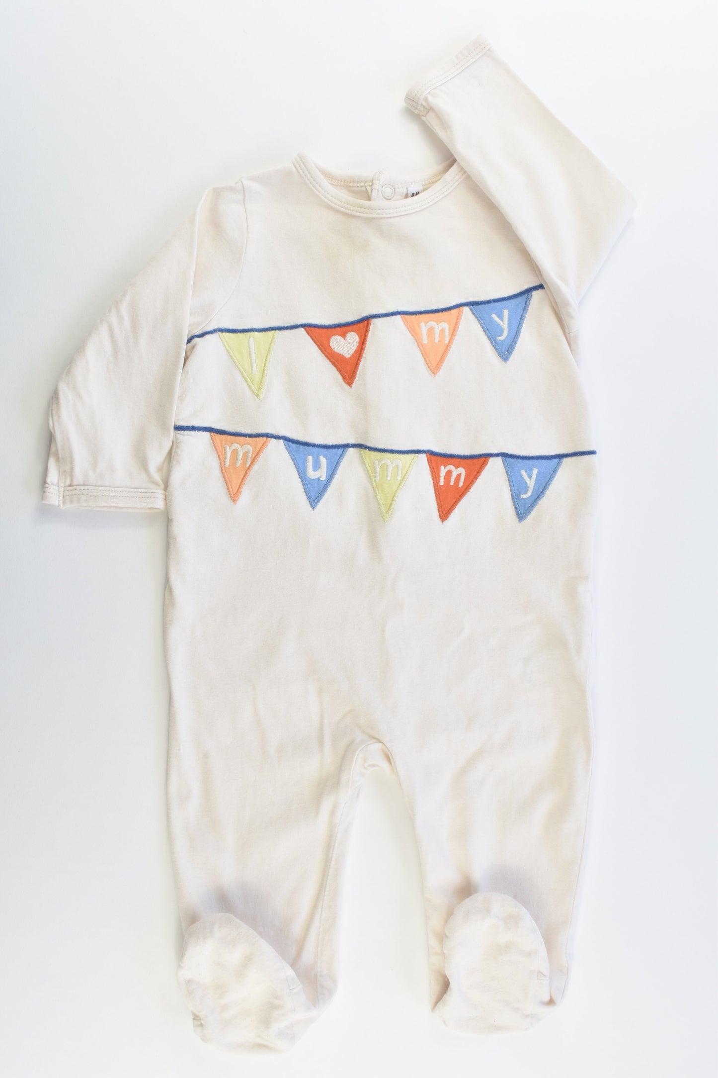 Carrefour (Spain) Size 00 (9 months) Footed 'I Love My Mummy' Romper