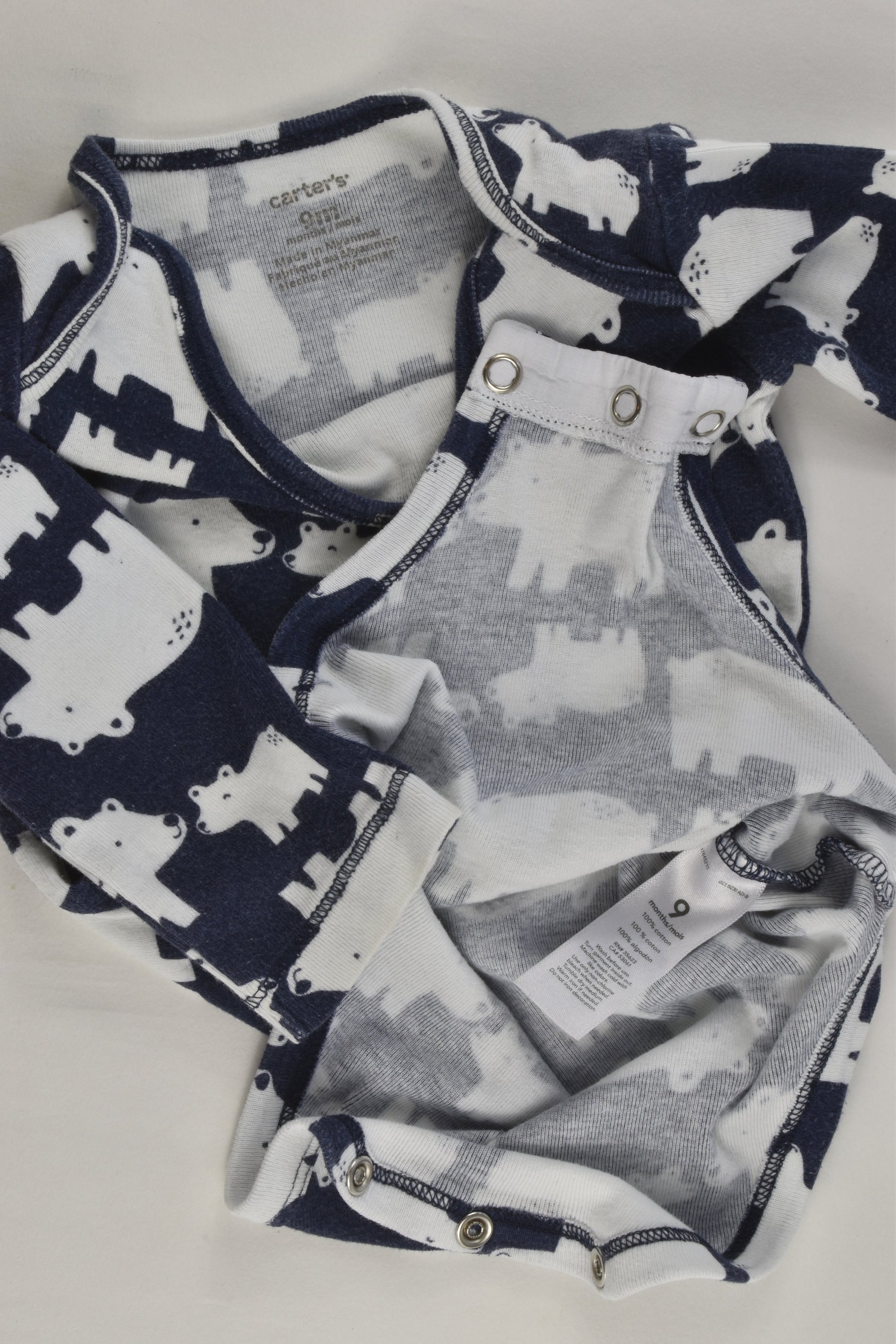 Carter's Size 0 (9 months) Polar Bear Bodysuit