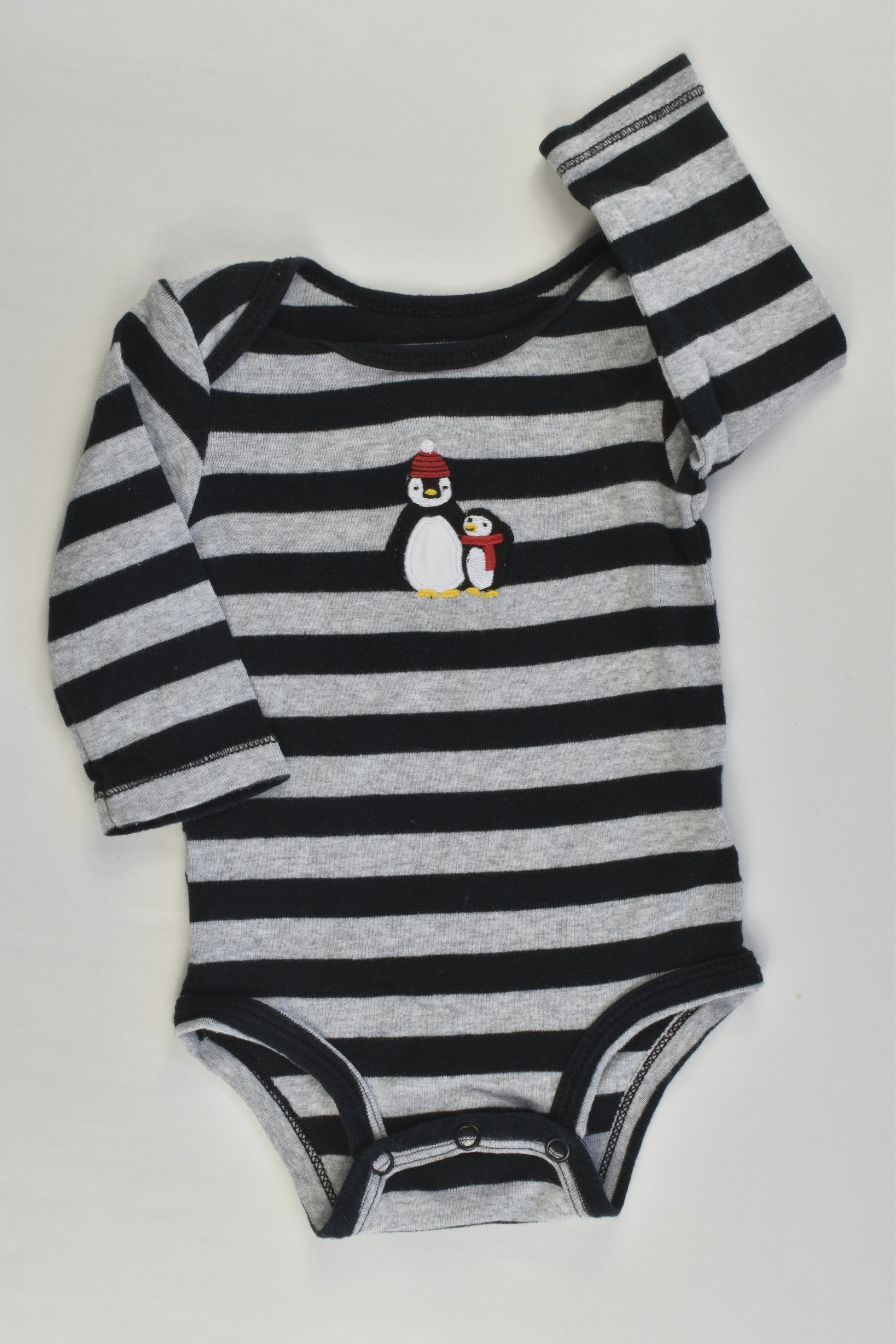 Carter's Size 000 (3 months) Penguin Bodysuit and Pants