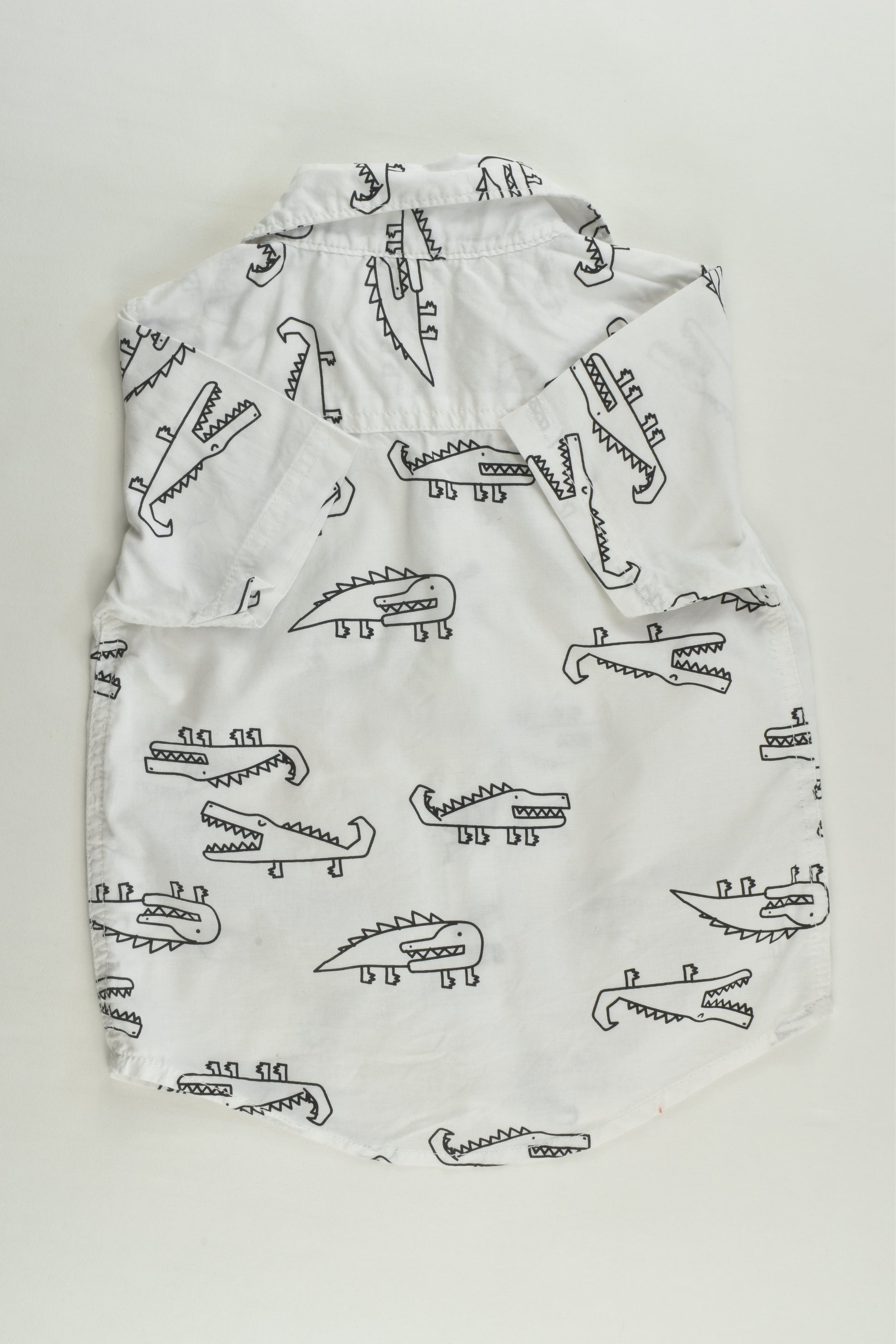 Carter's Size 2 (24 months) Crocodile Shirt