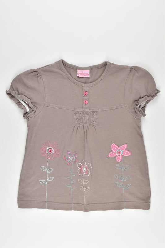 Cherokee Size 3-4 T-shirt