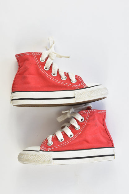 Converse Size 5 Shoes