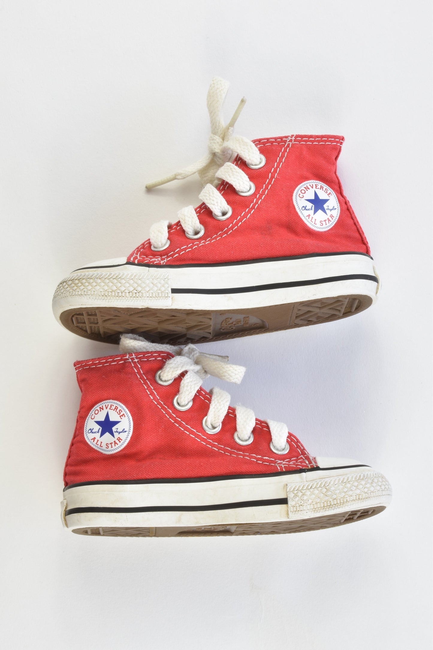 Converse Size 5 Shoes