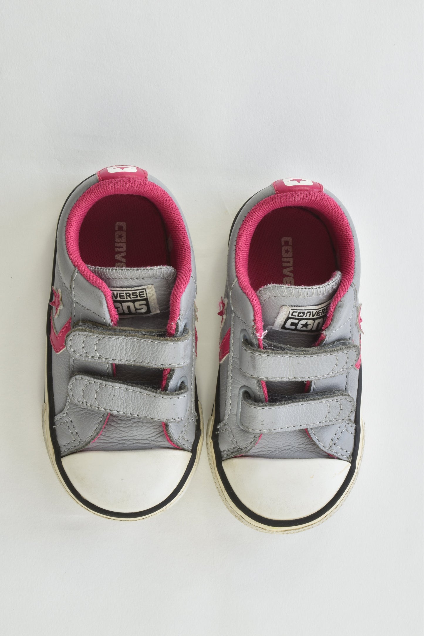 Converse Size 6 Leather Shoes