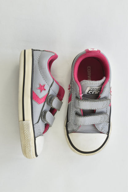 Converse Size 6 Leather Shoes