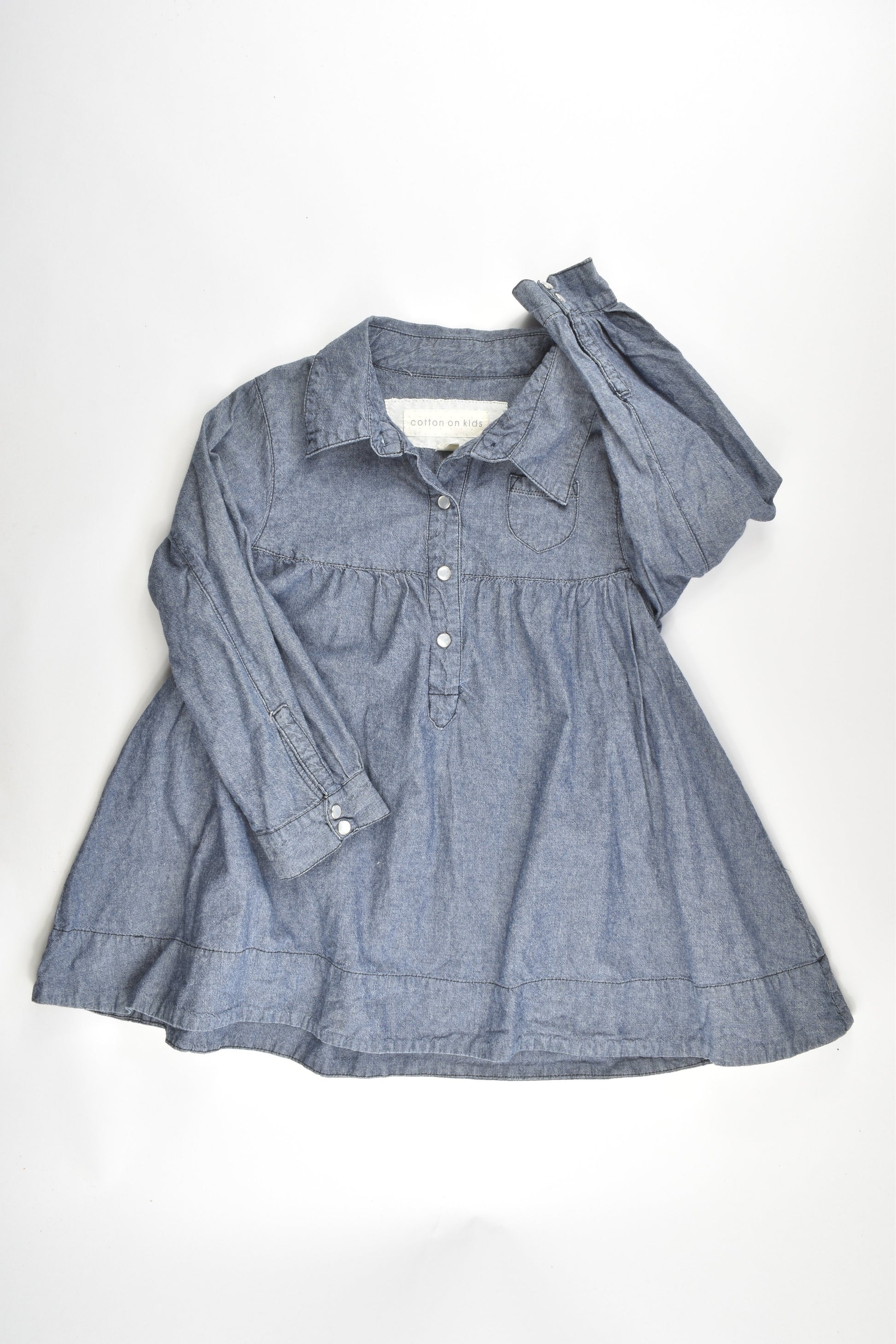 Cotton On Kids Size 4-5 Loose Fit Soft Denim Dress