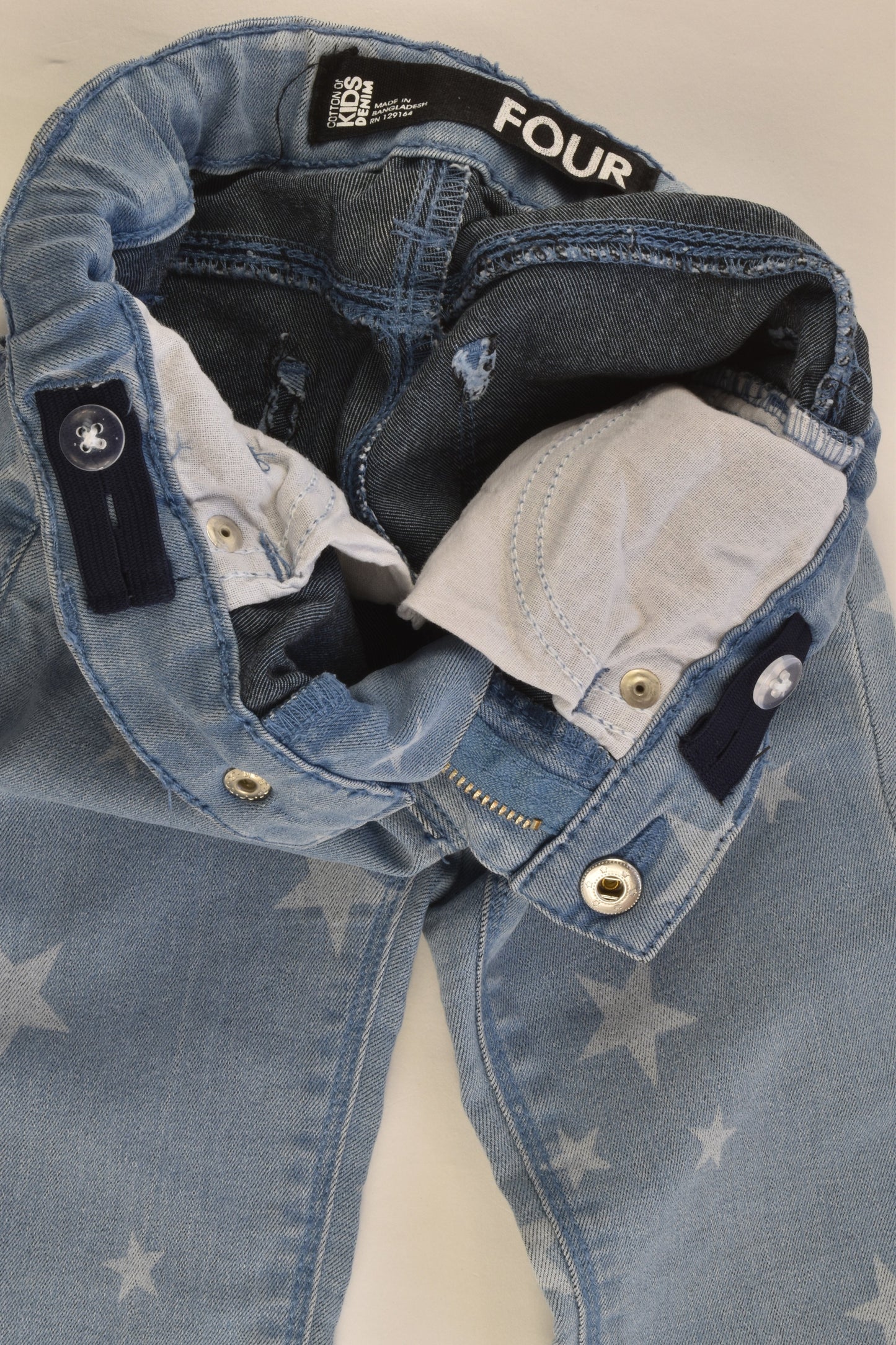 Cotton On Kids Size 4 Stars Stretchy Denim Pants