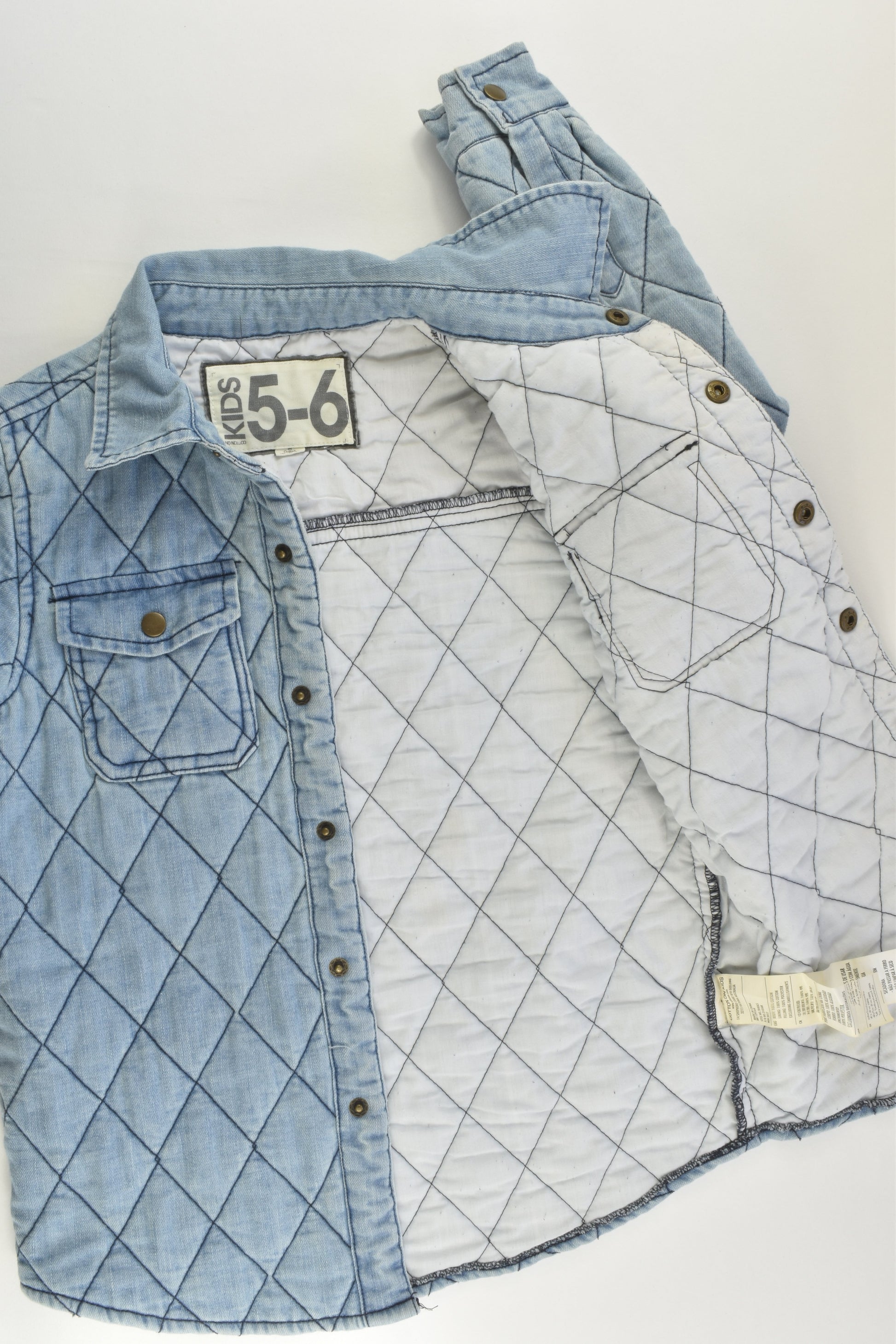 Cotton On Kids Size 5-6 Lightly Padded Denim Jacket