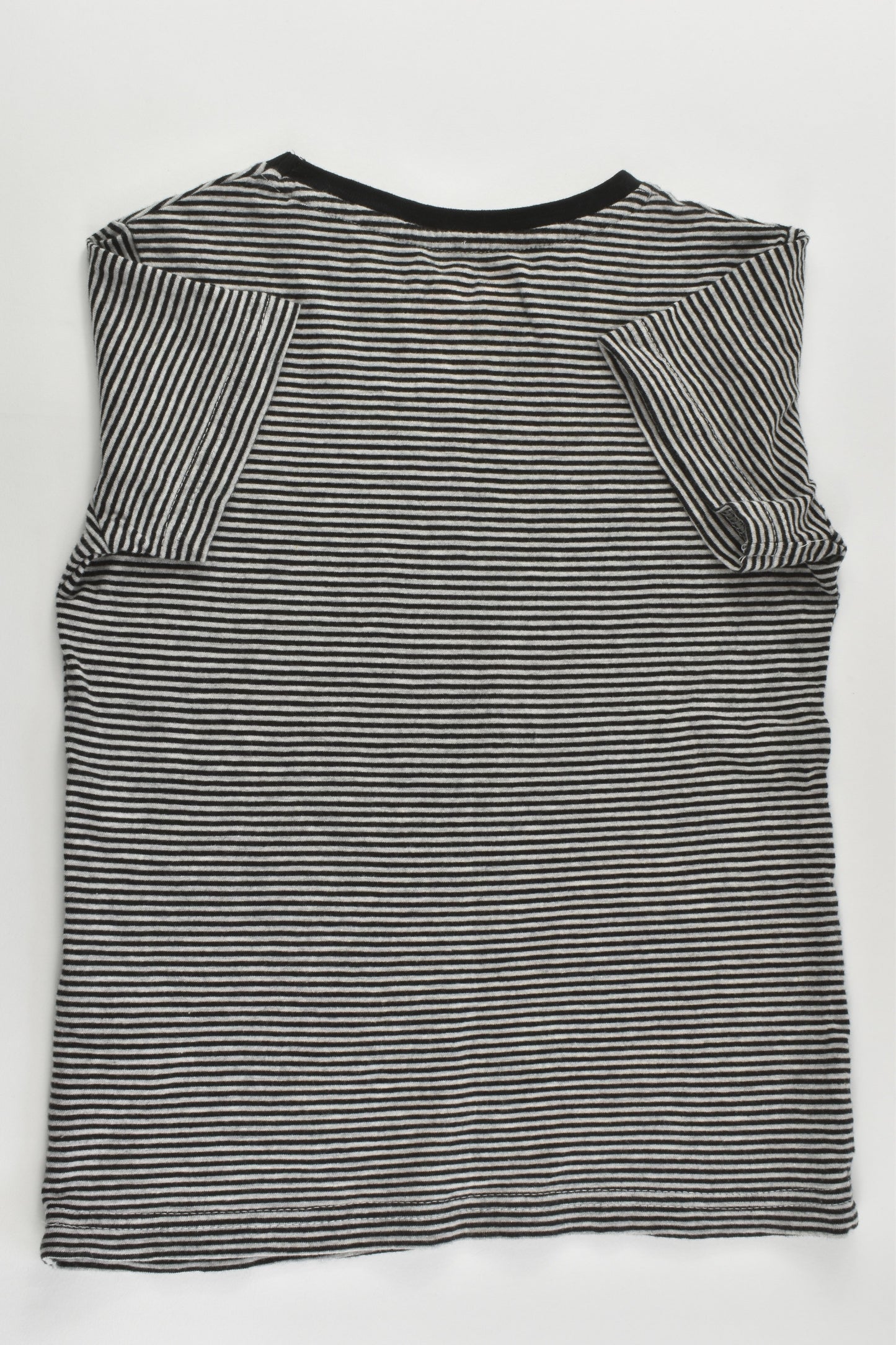 Cotton On Kids Size 5 T-shirt