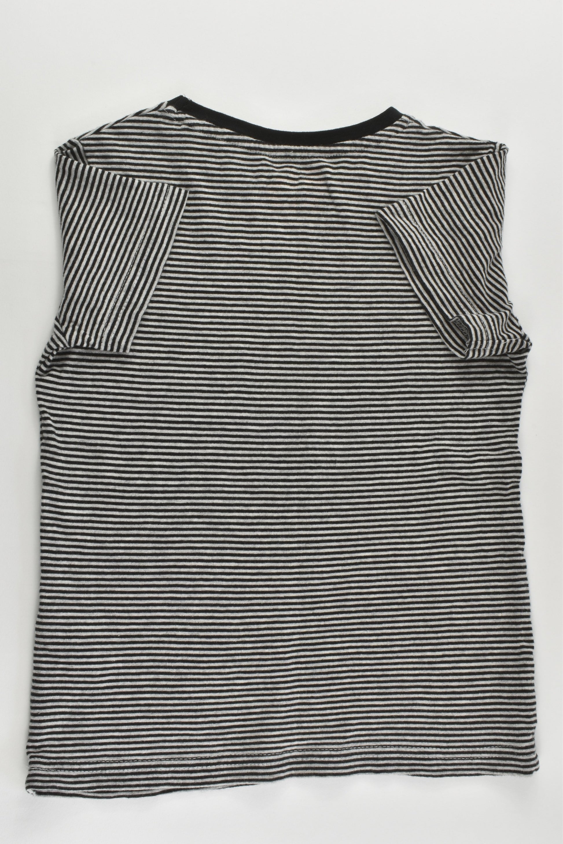 Cotton On Kids Size 5 T-shirt