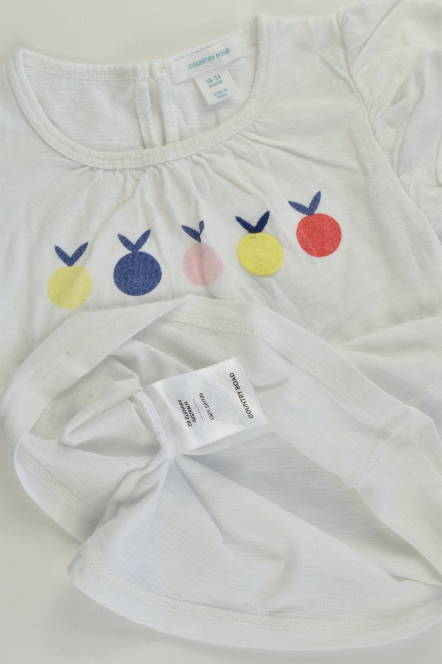 Country Road Size 2 (18-24 months) Fruit T-shirt