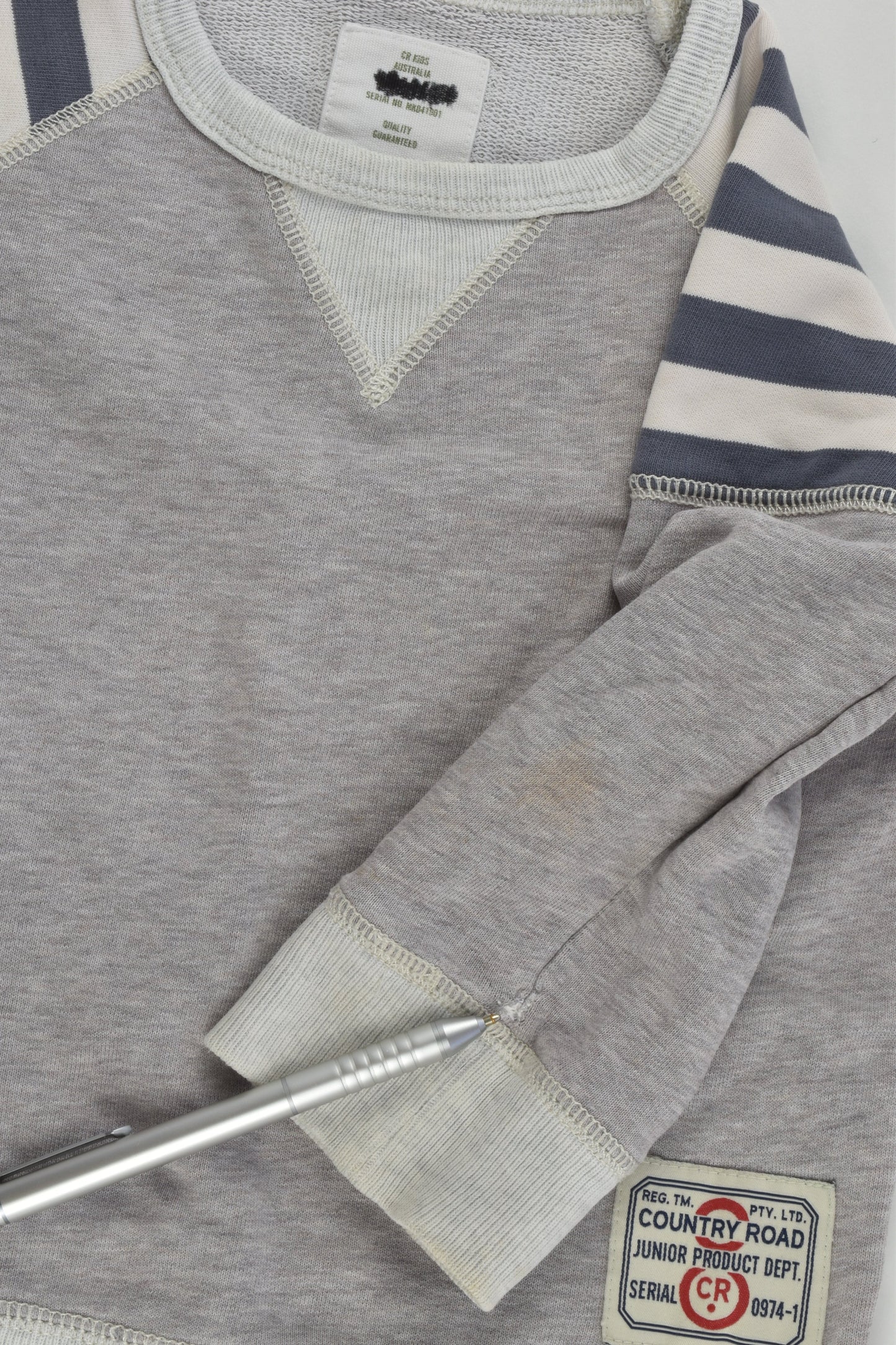 Country Road Size 2 Sweater