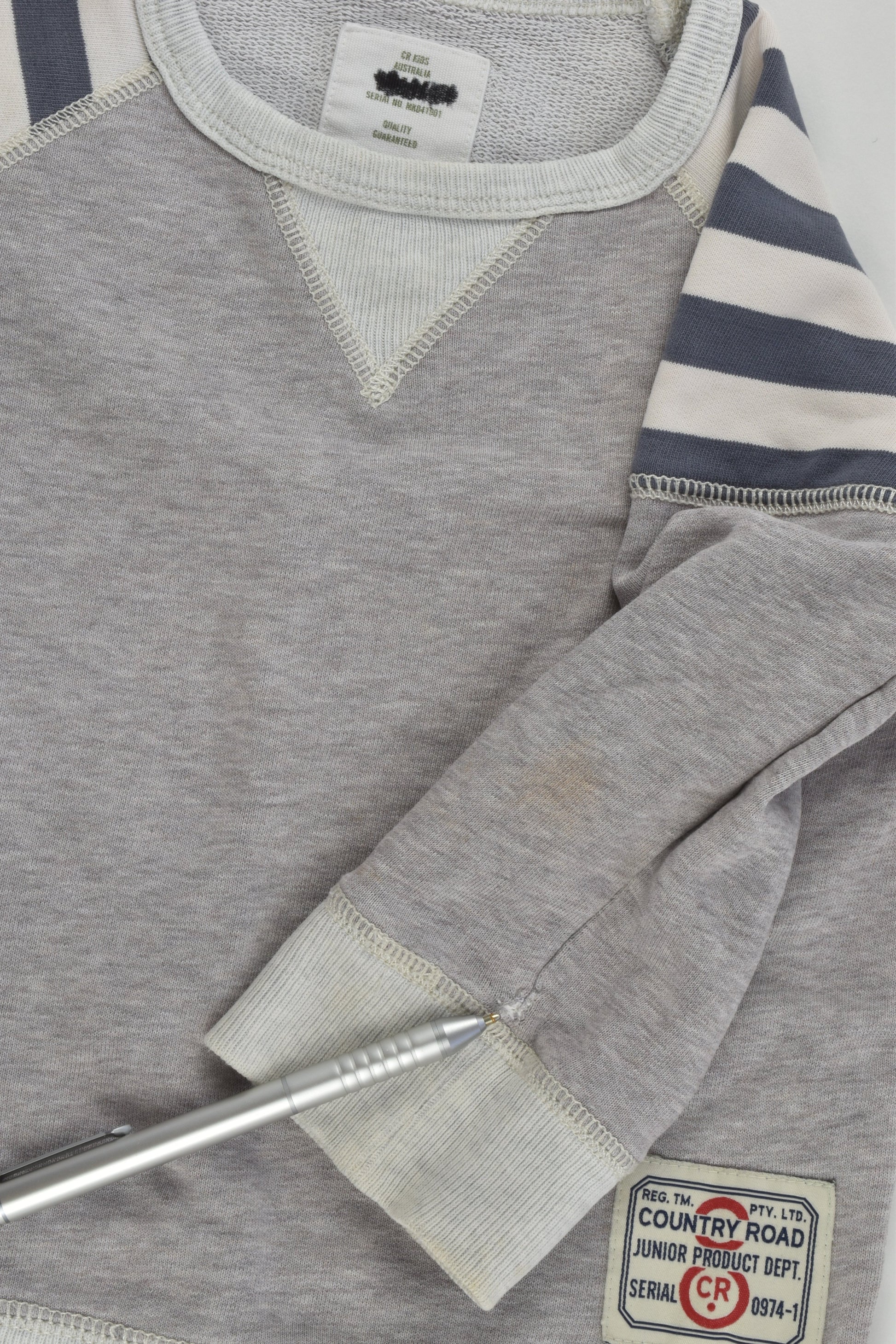 Country Road Size 2 Sweater