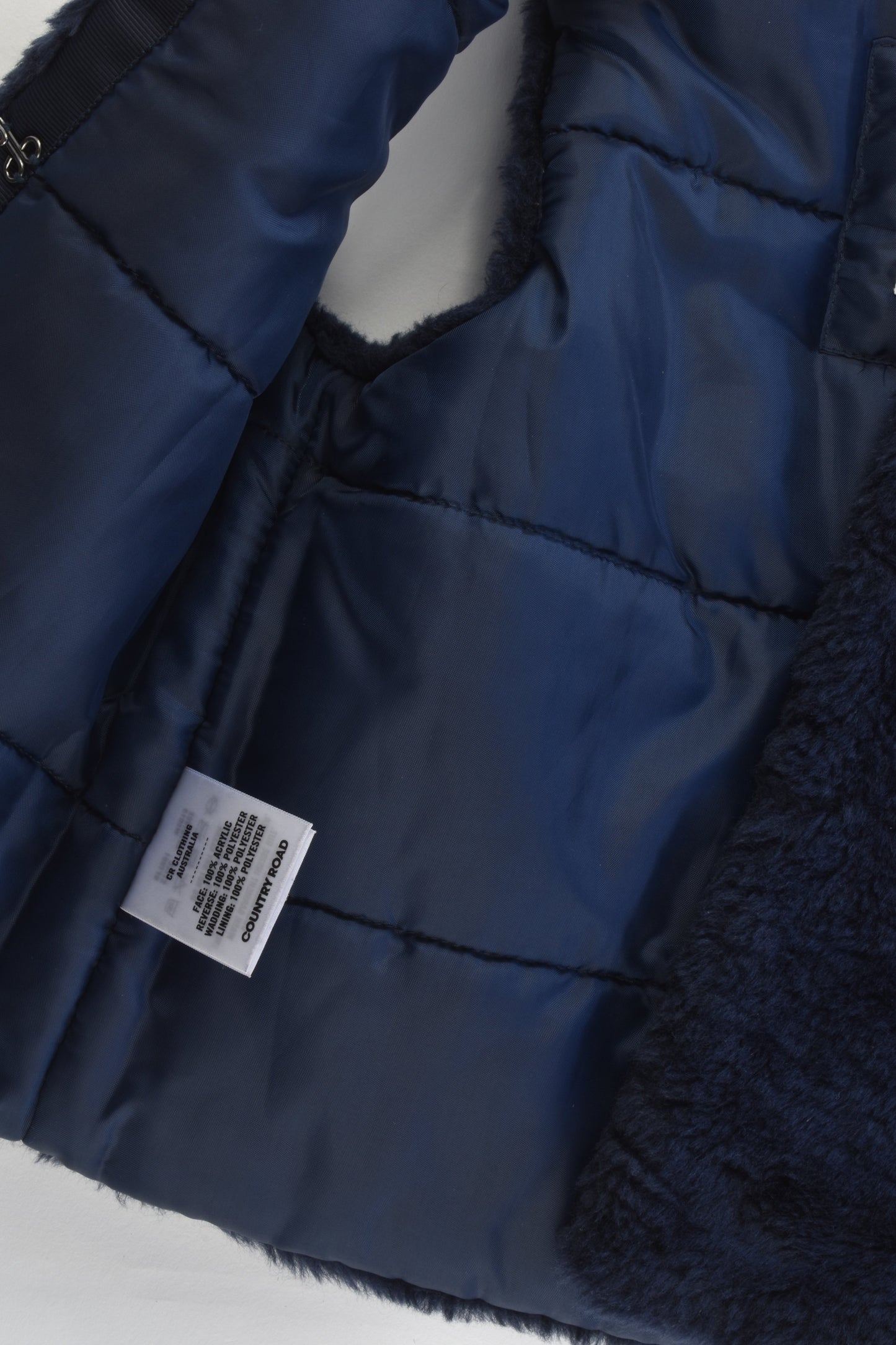 Country Road Size 4 Lined Lightly Padded Fluffy Vest