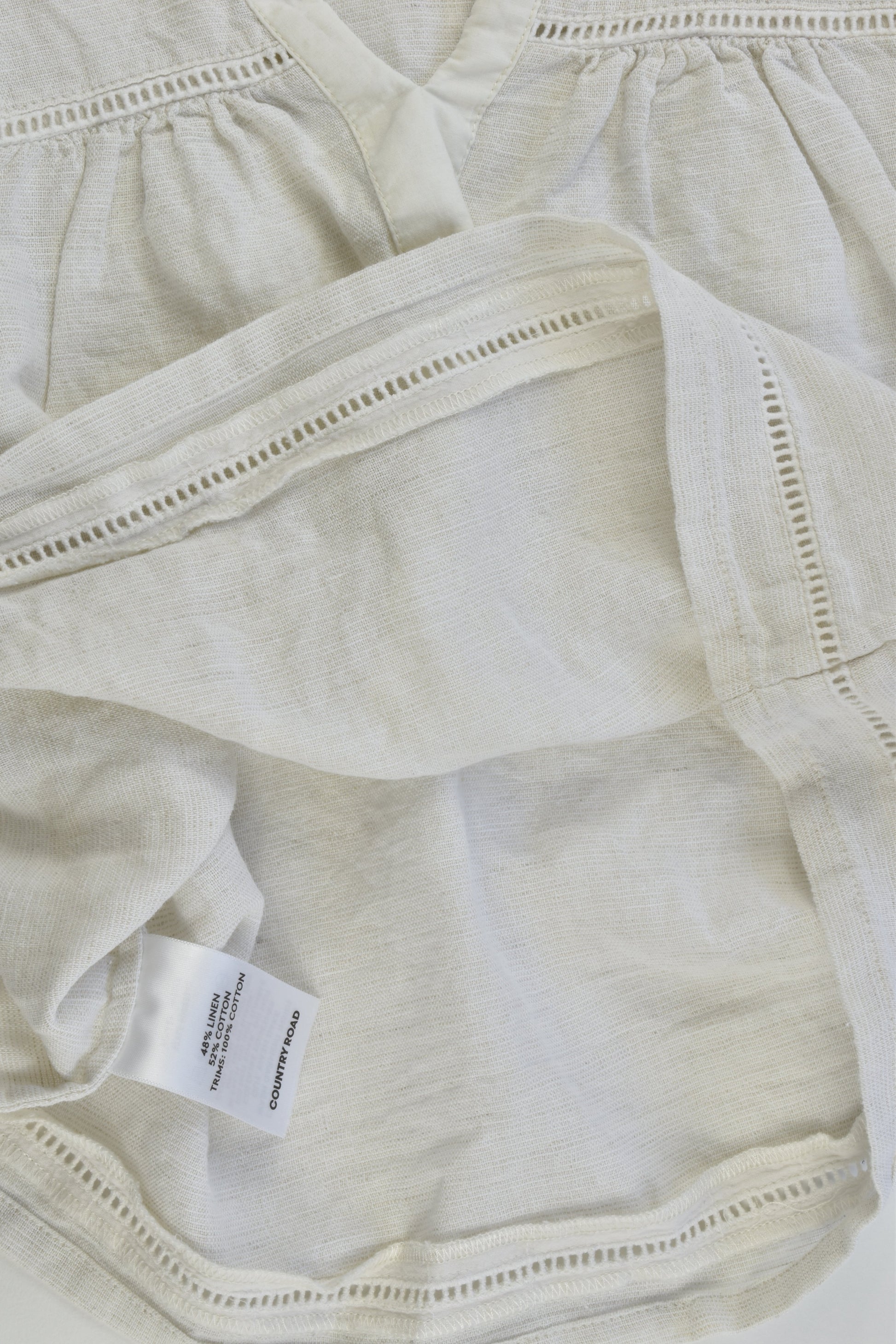 Country Road Size 6 Linen/Cotton Blouse