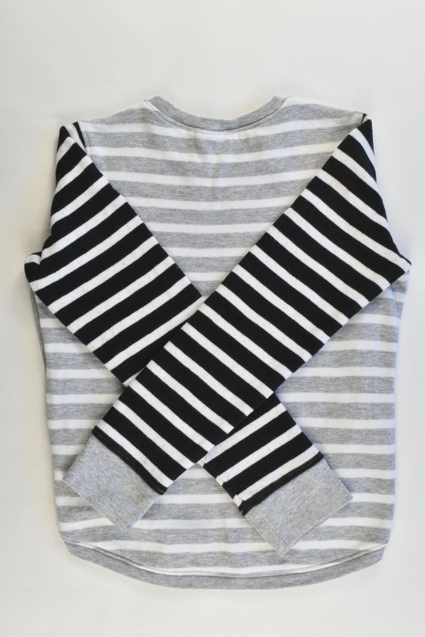 Country Road Size 6 Striped Sweater