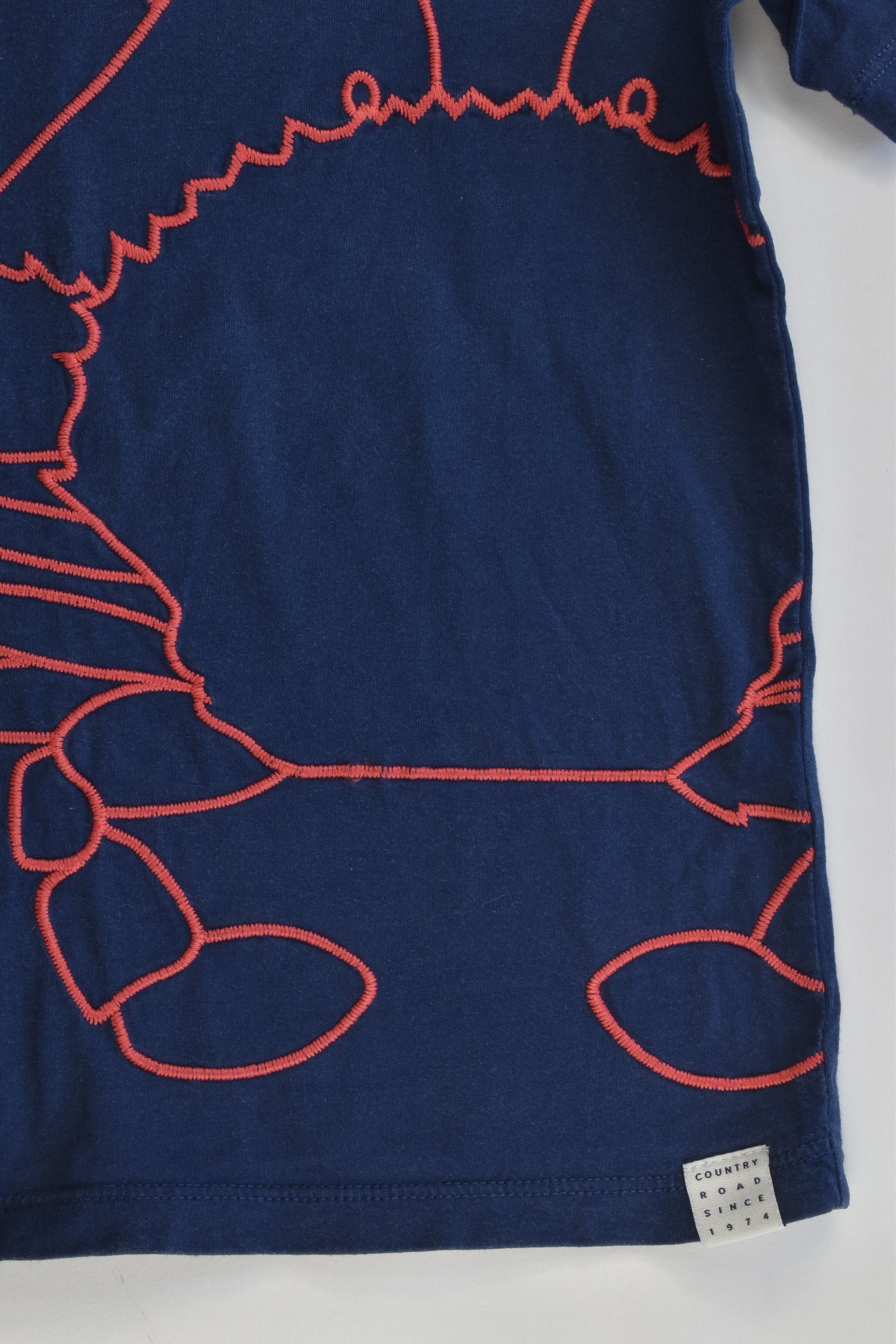 Country Road Size 7 Crab T-shirt