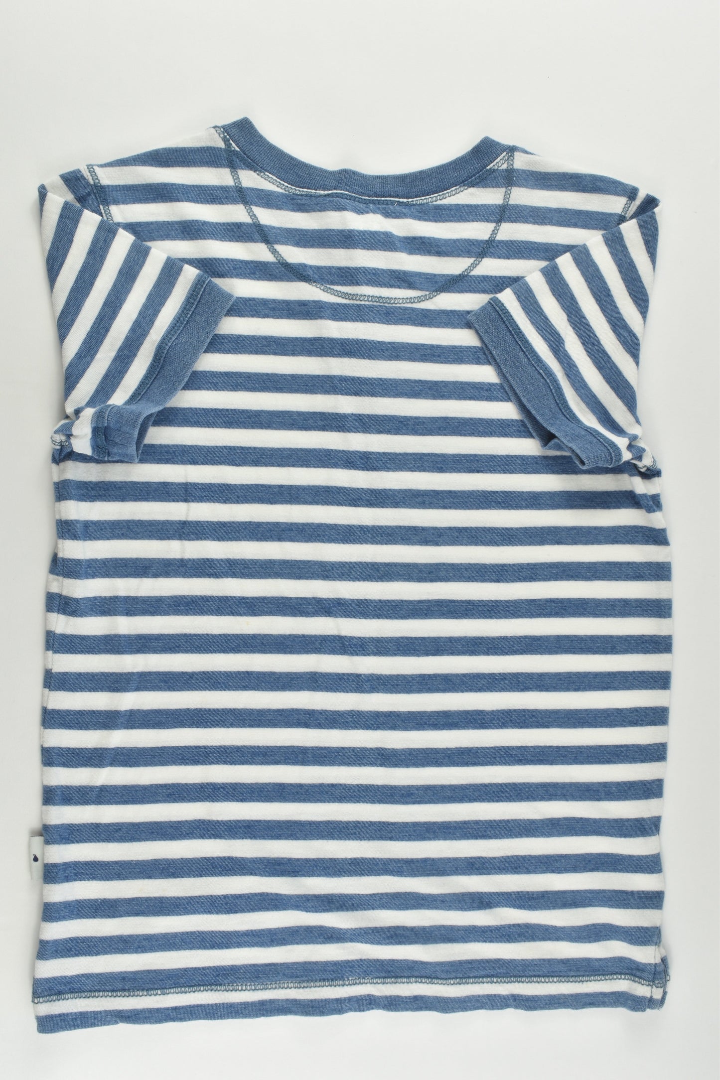 Country Road Size 7 Striped 3 Buttons T-shirt