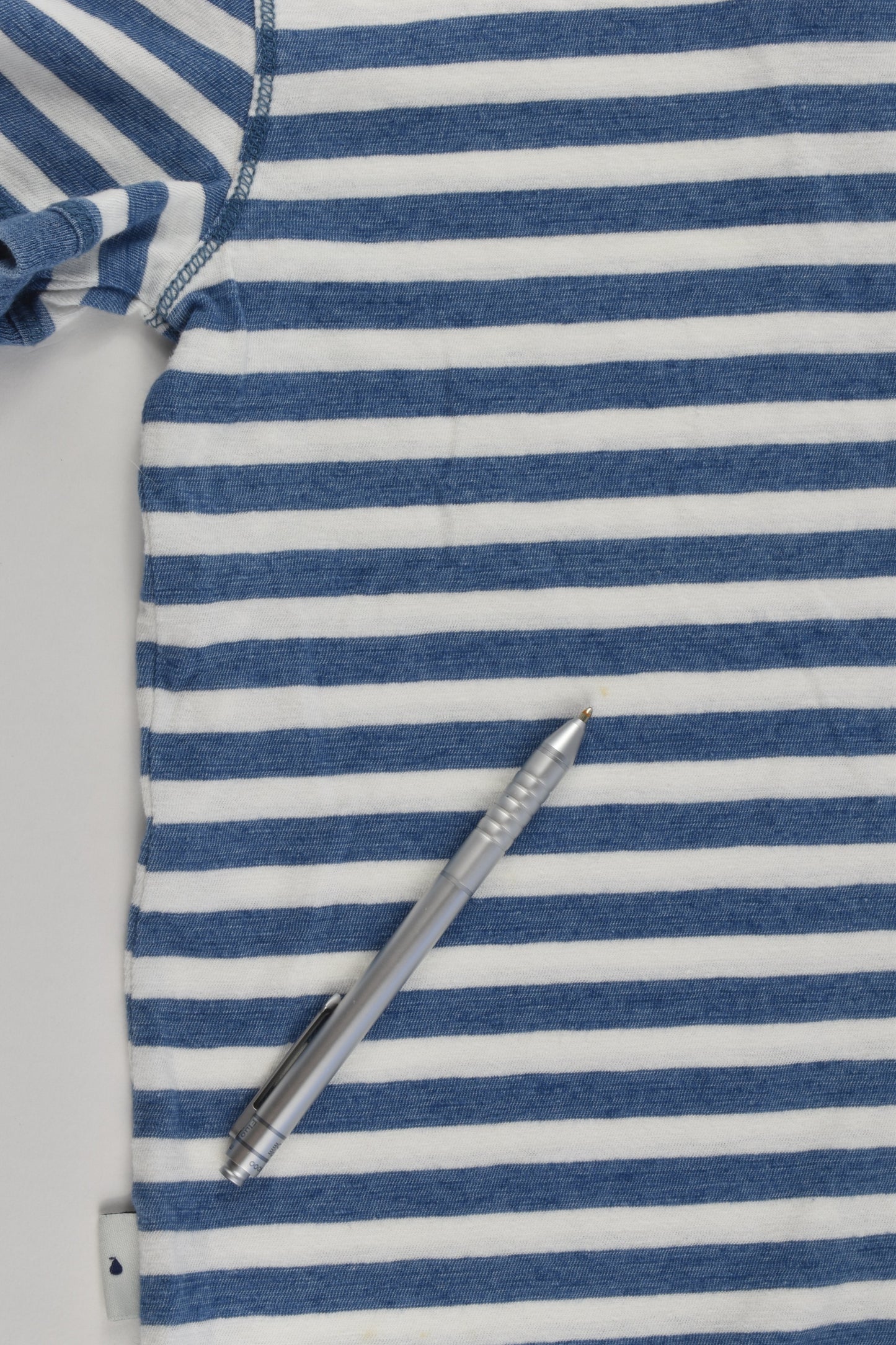 Country Road Size 7 Striped 3 Buttons T-shirt