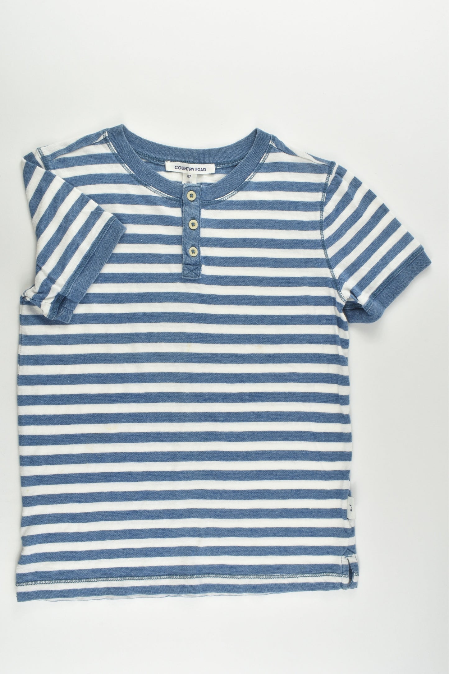 Country Road Size 7 Striped 3 Buttons T-shirt