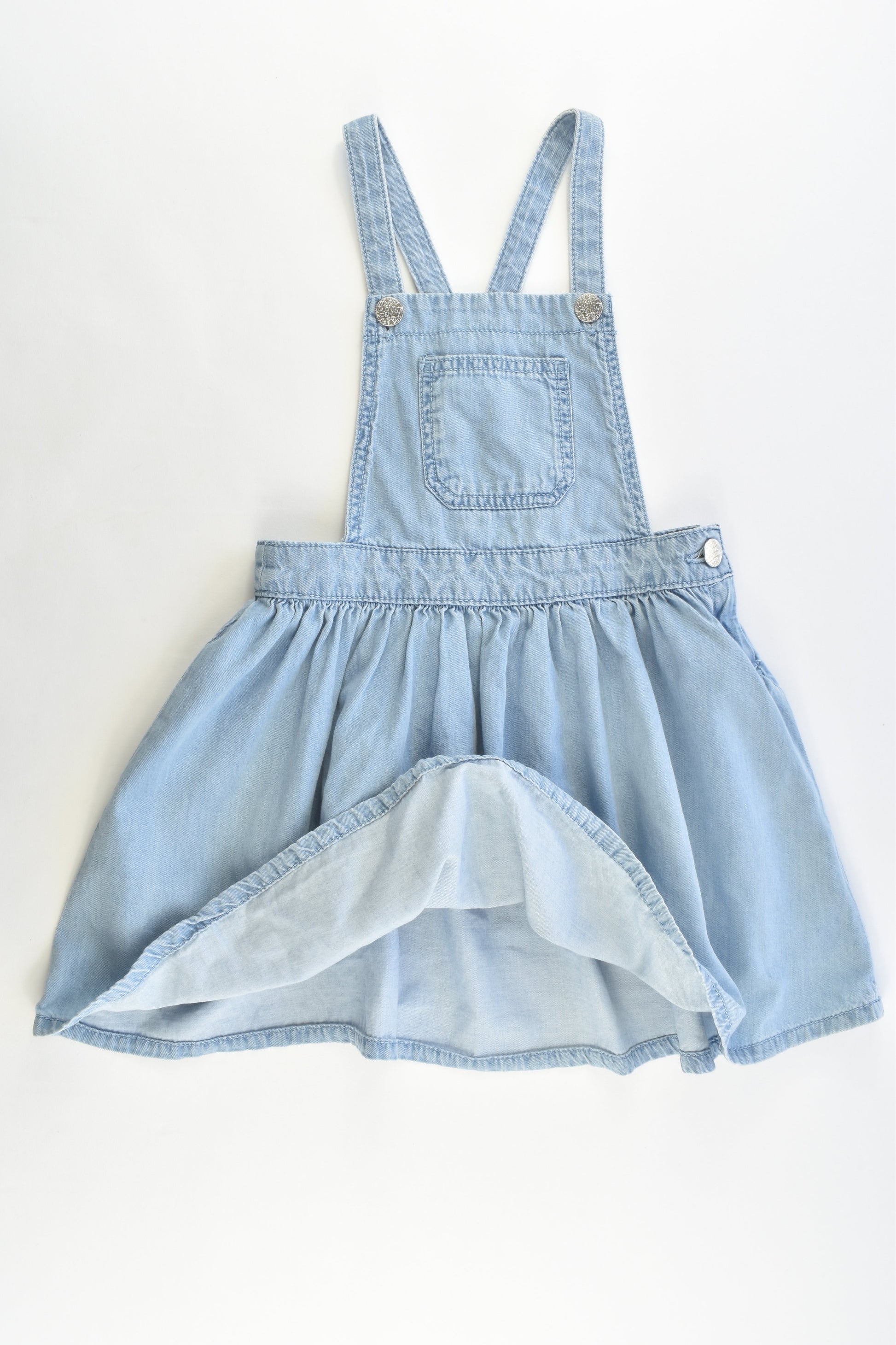 F&F Size 5-6 Soft Denim Dress MiniMe Preloved - Baby and Kids' Clothes F&F Size 5-6 Soft Denim Dress MiniMe Preloved - Baby and Kids' Clothes