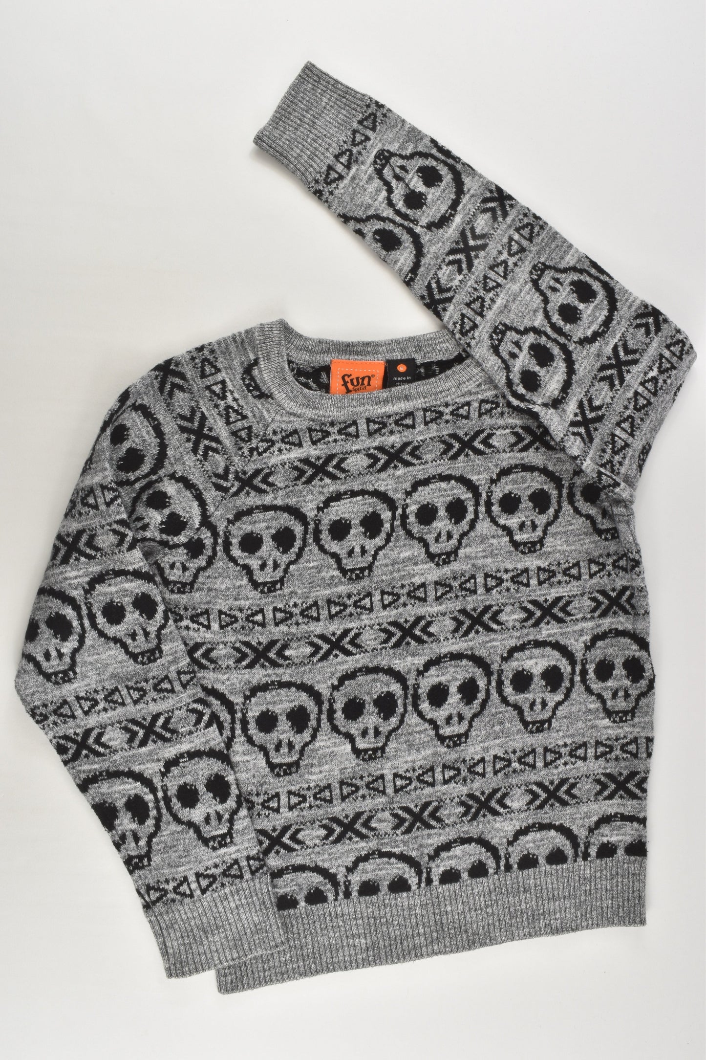 Fun Spirit Size 6 Skulls Knitted Jumper