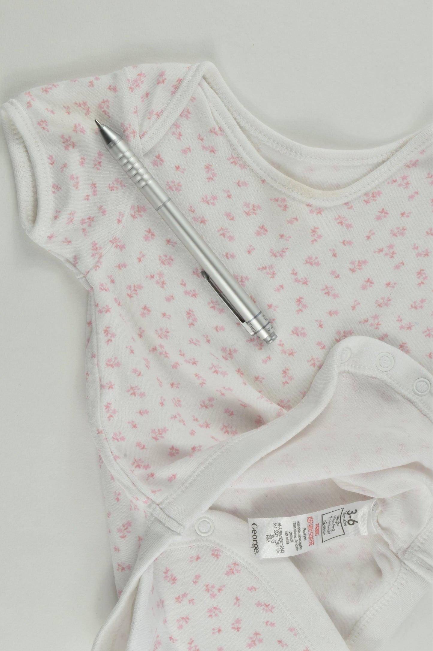 George Size 00 (3-6 months) Floral Bodysuit