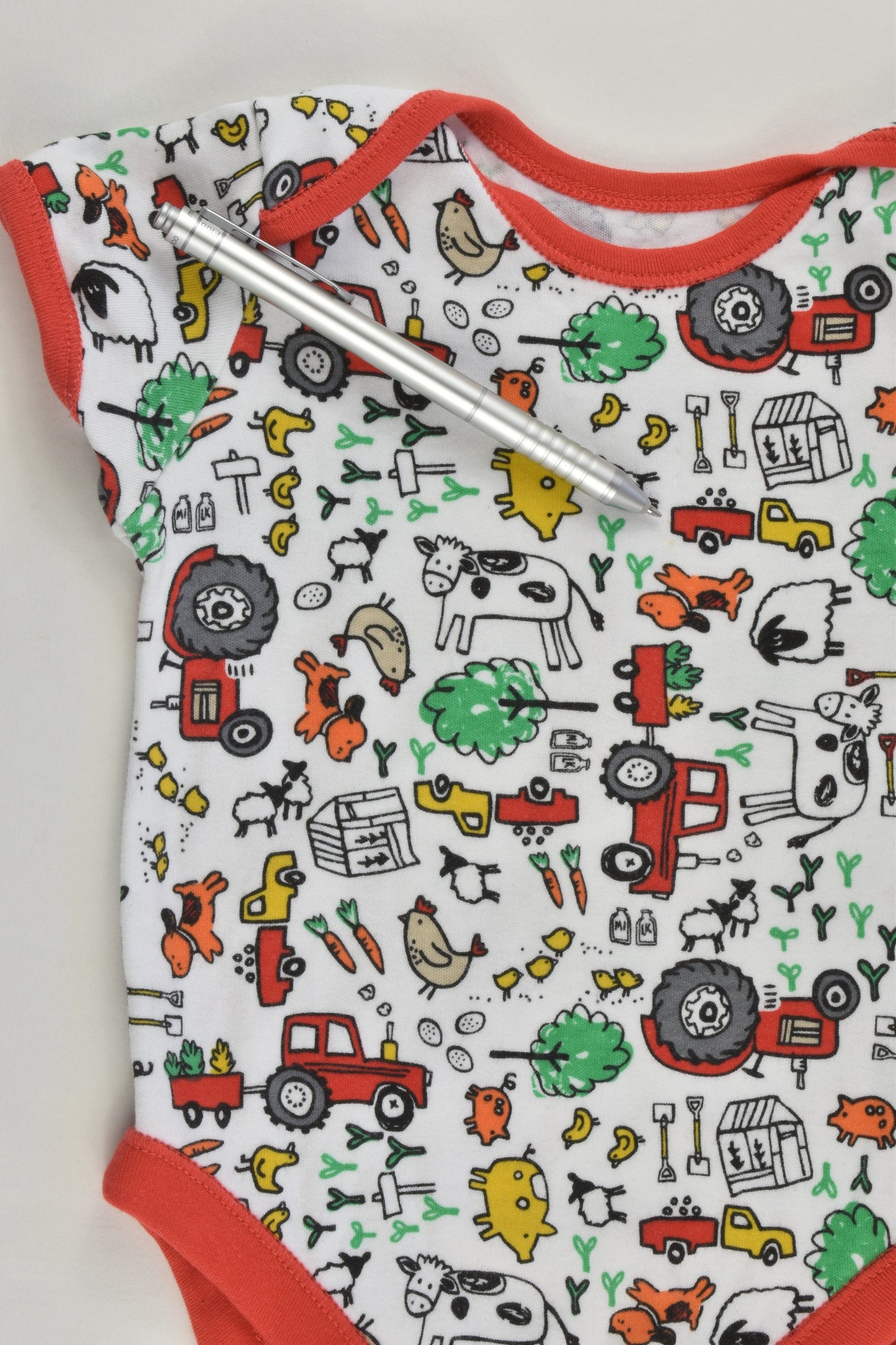 George Size 00 Farm Animals Bodysuit
