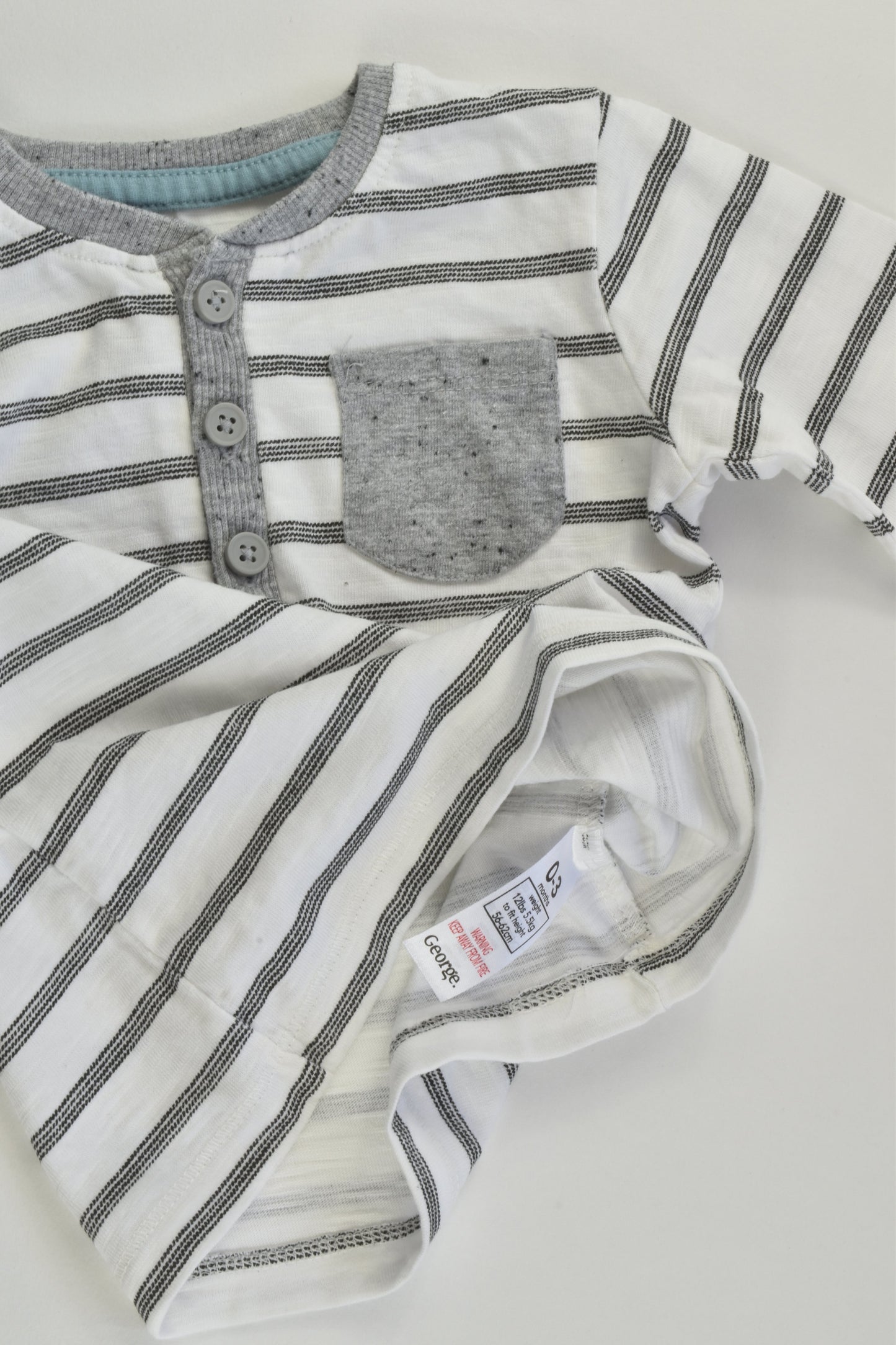 George Size 000 (0-3 months) Striped Top