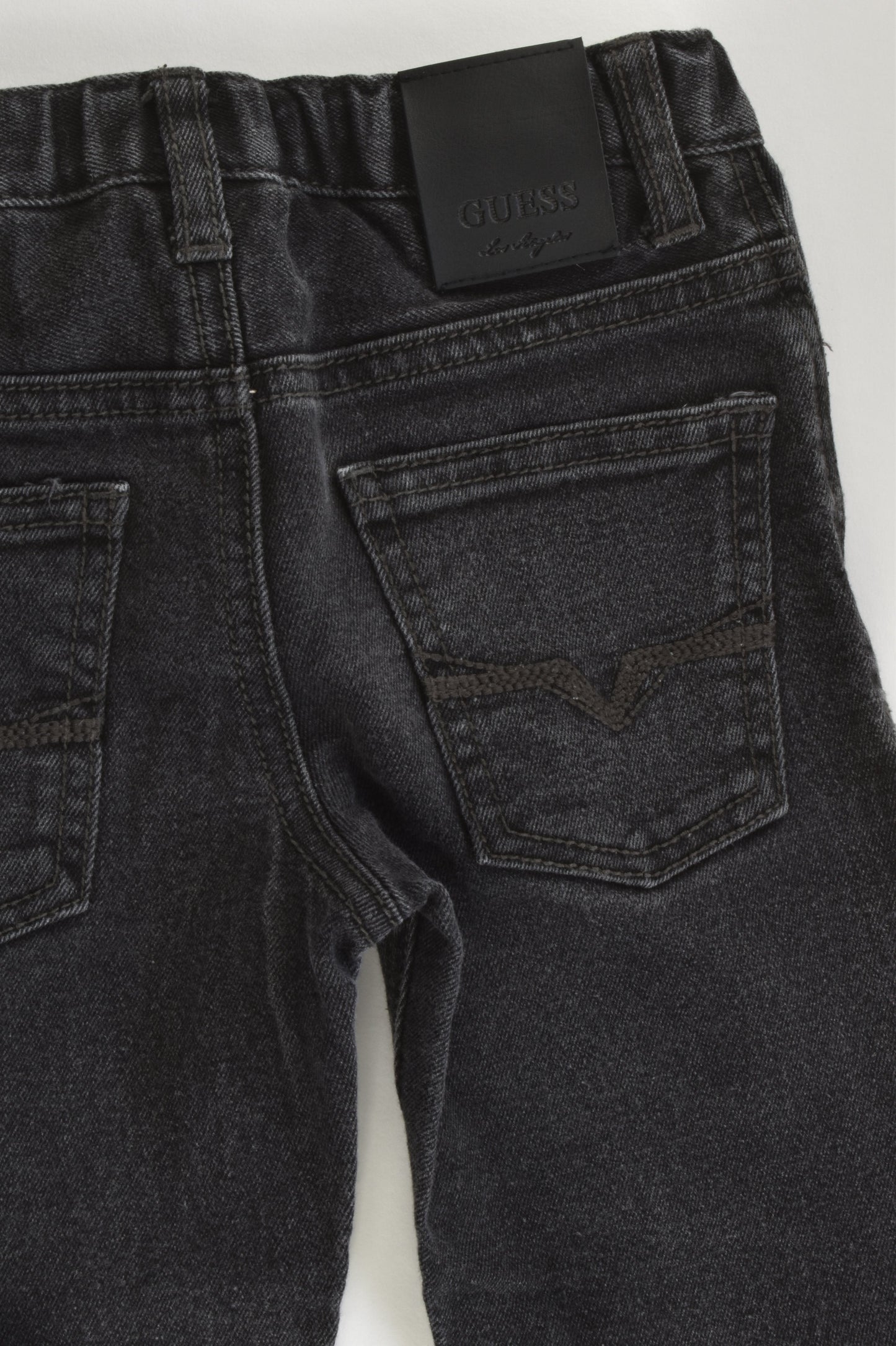 Guess Size 4 Stretchy Skinny Denim Pants
