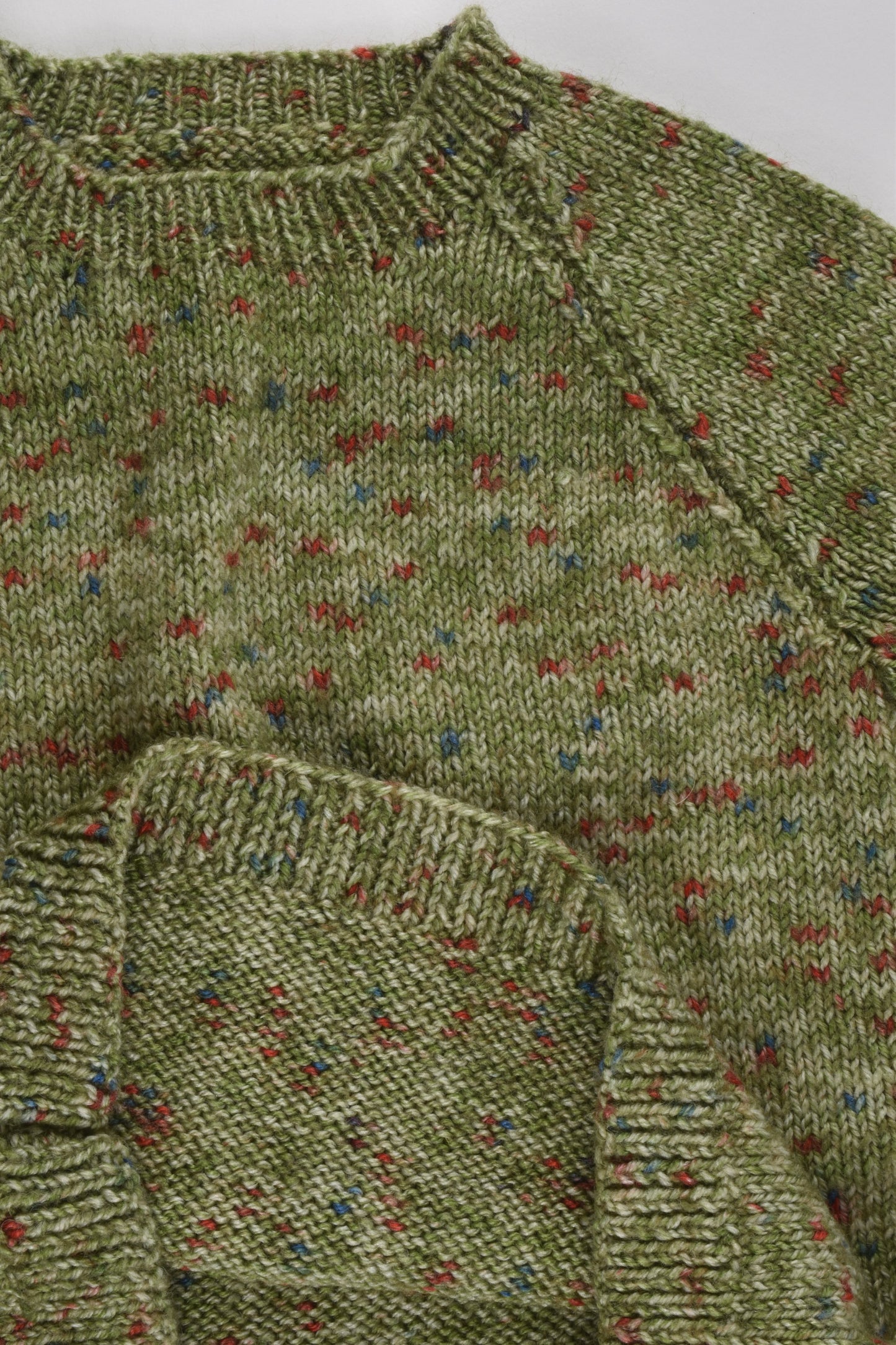 Handmade Size approx 4-5 Knitted Jumper