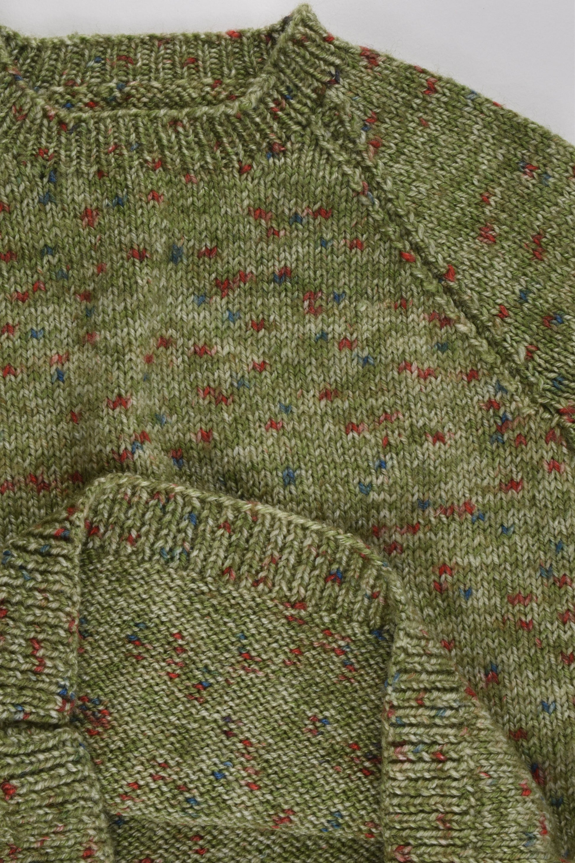 Handmade Size approx 4-5 Knitted Jumper