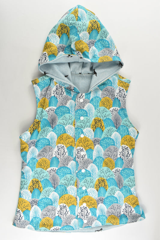 Handmade Size approx 8-10 Horses/Trees Reversible Hooded Vest