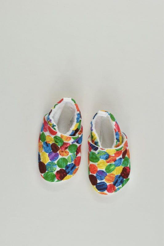 Hansmade (?) Size approx up to 6 months Slippers