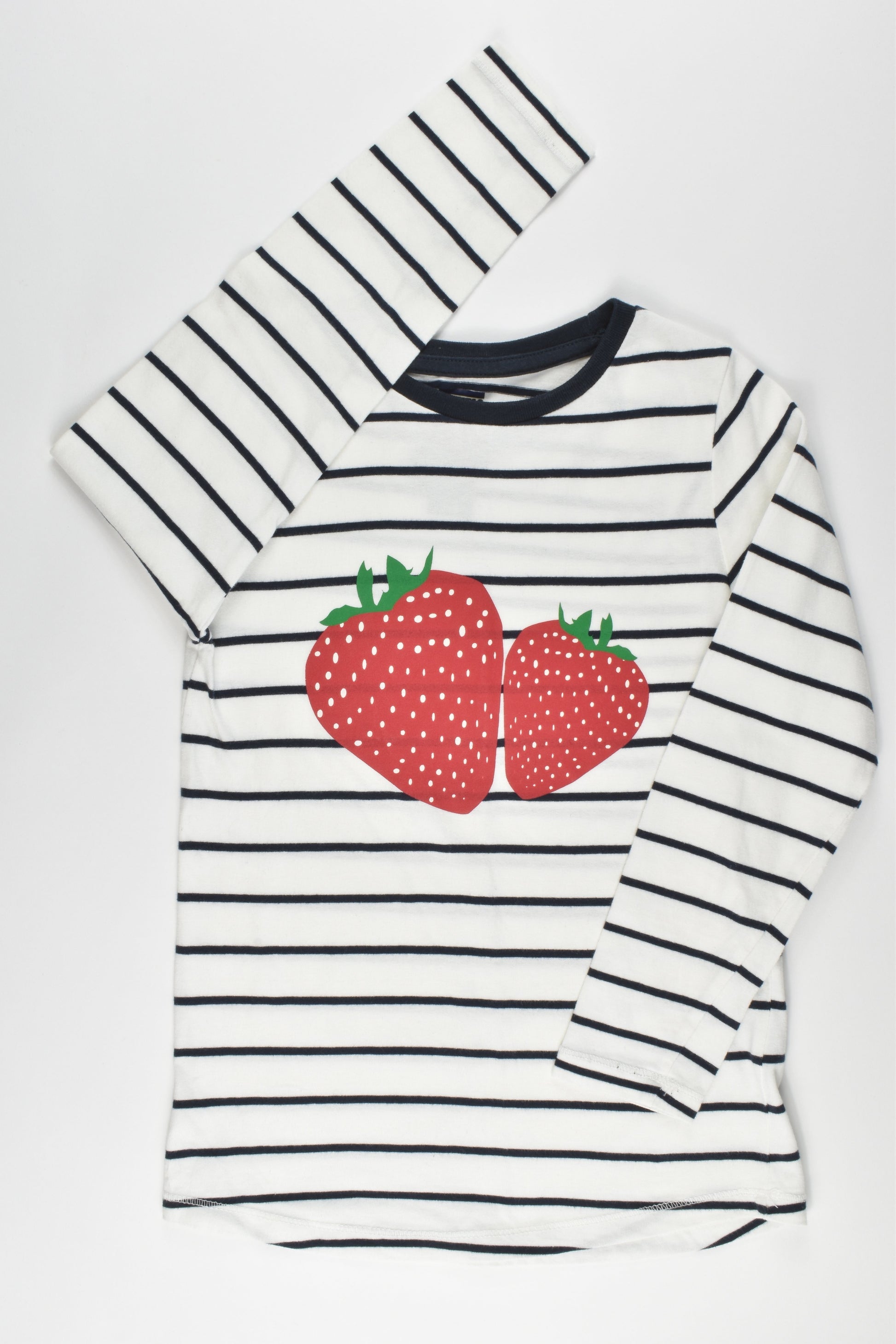 Hashtag by Rivers Size 9 Top